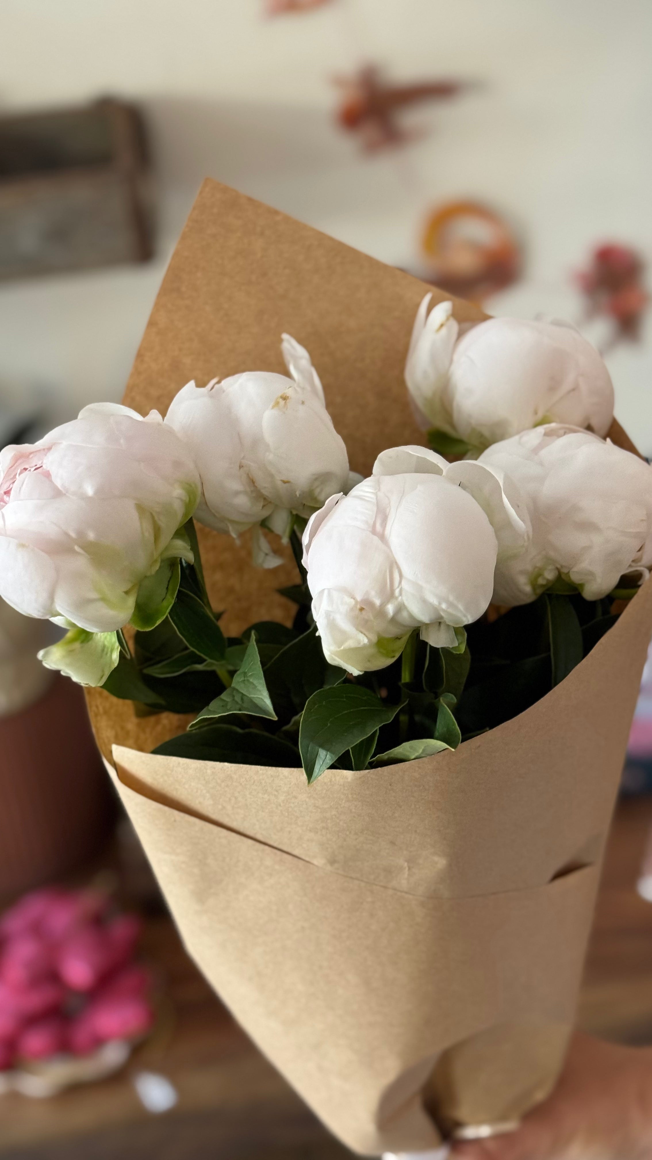 The Flora Bar Market Bunch - Peony