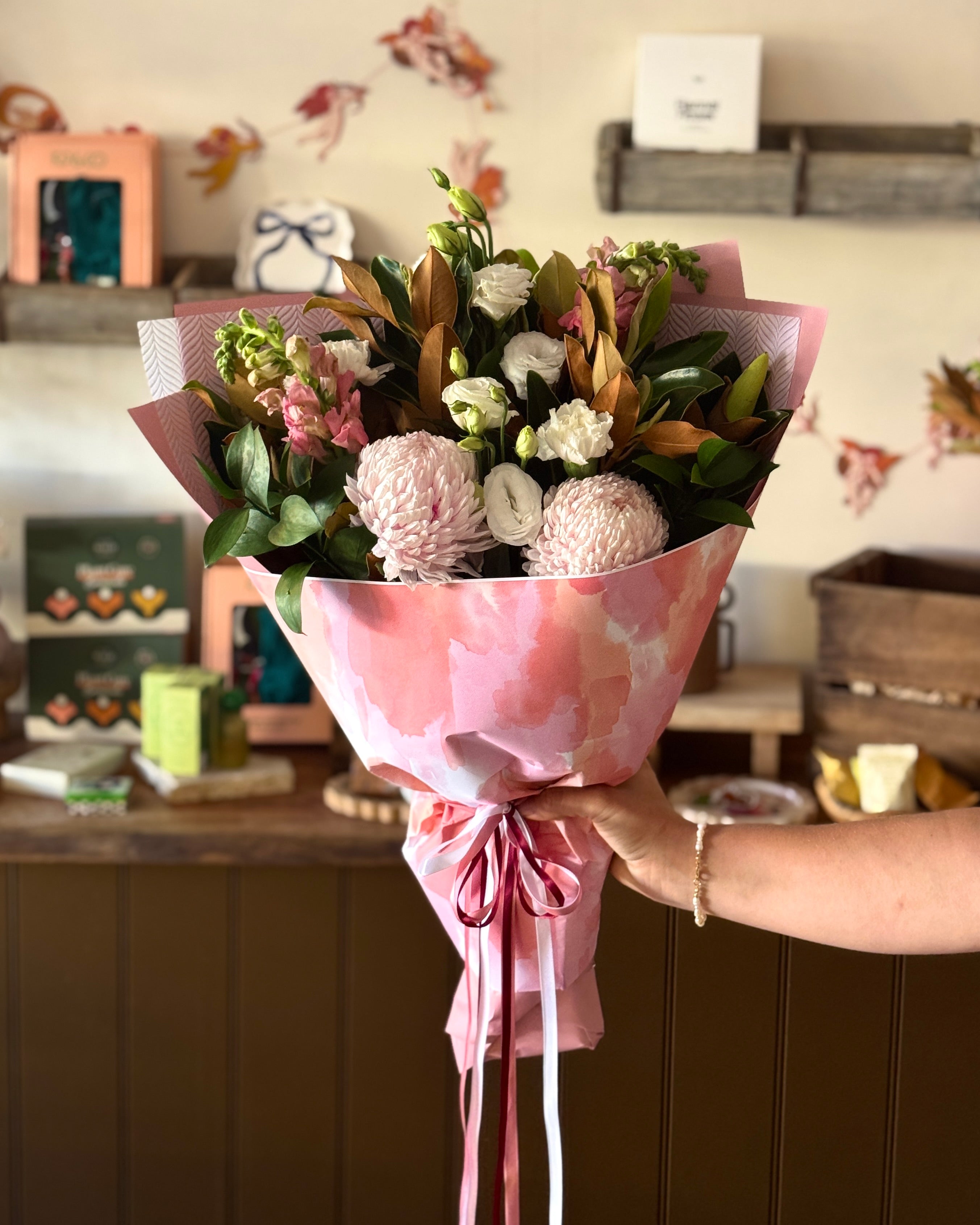 The Flora Bar Bouquet