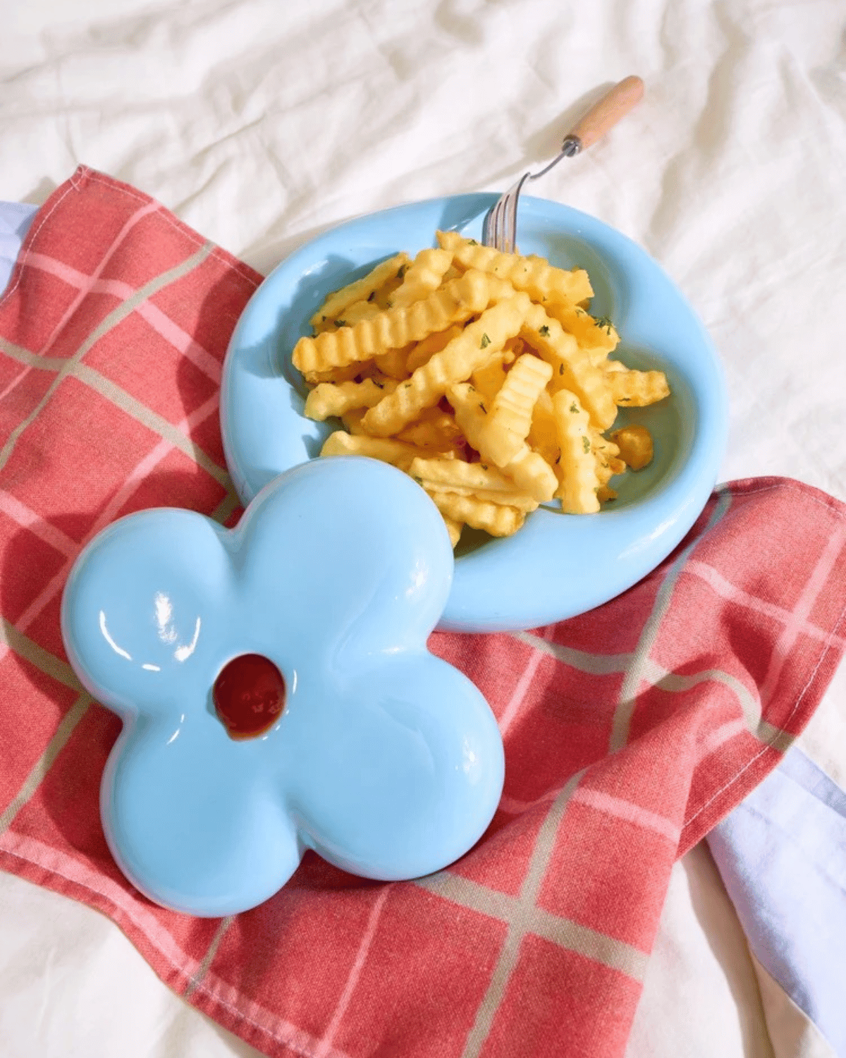 Folia Modular Candleholder & Tray in Sky Blue by Aleo