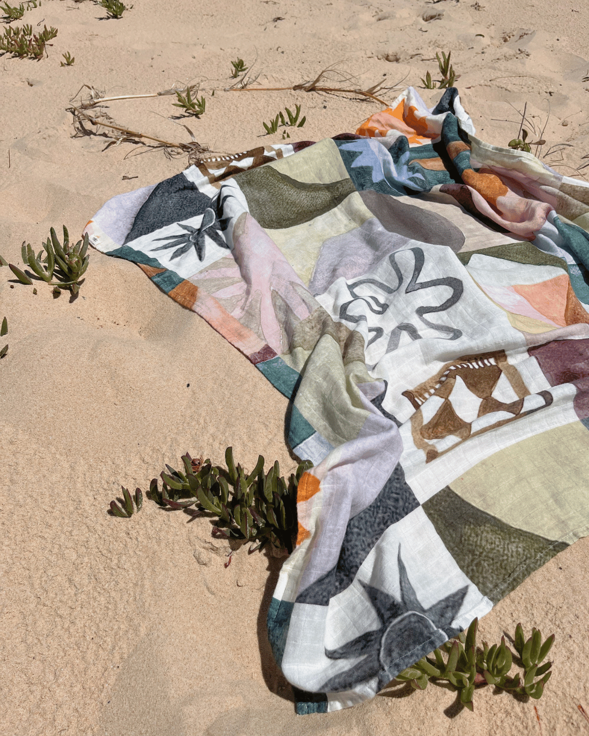 MILKY DESIGNS x ANNIE EVERINGHAM - Sun Checkers Baby Swaddle