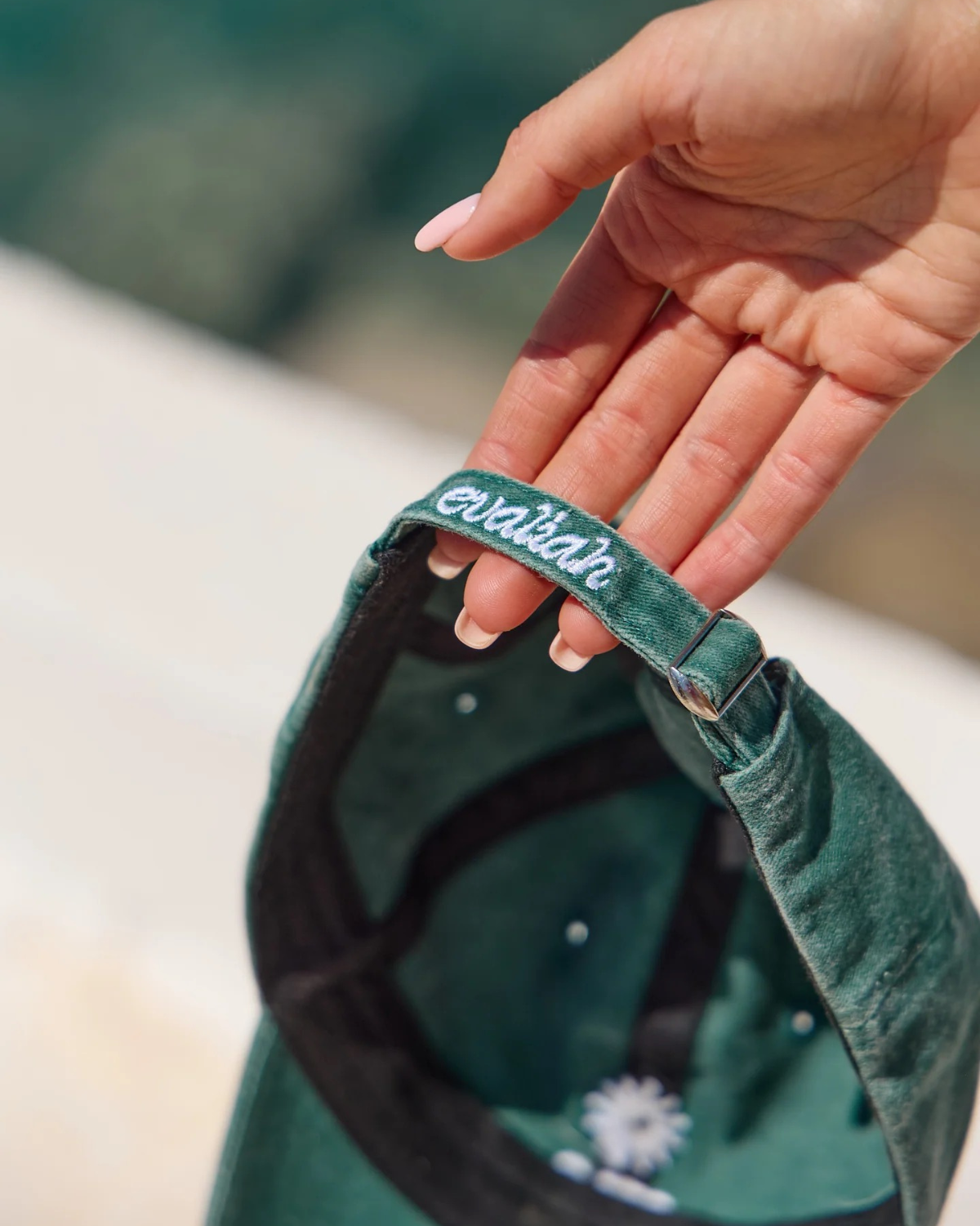 Ciao Cap - Emerald by Evaliah