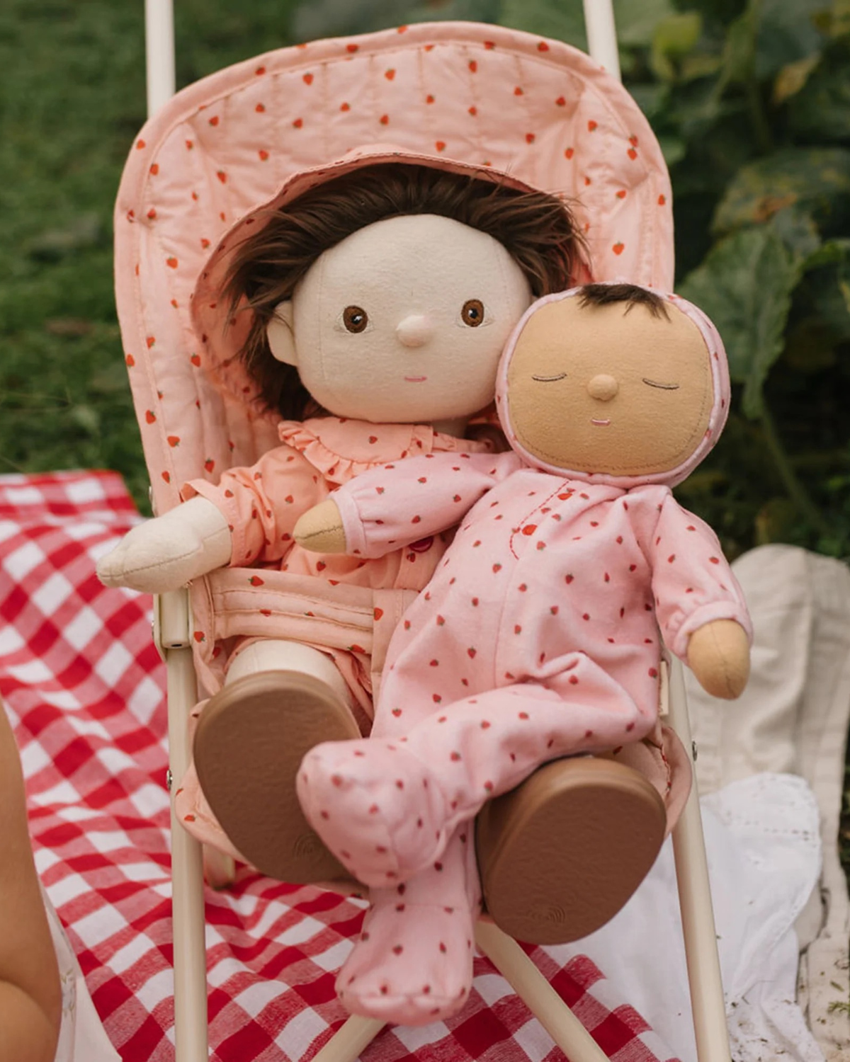 Dozy Dinkum Pip Strawberry by Olli Ella