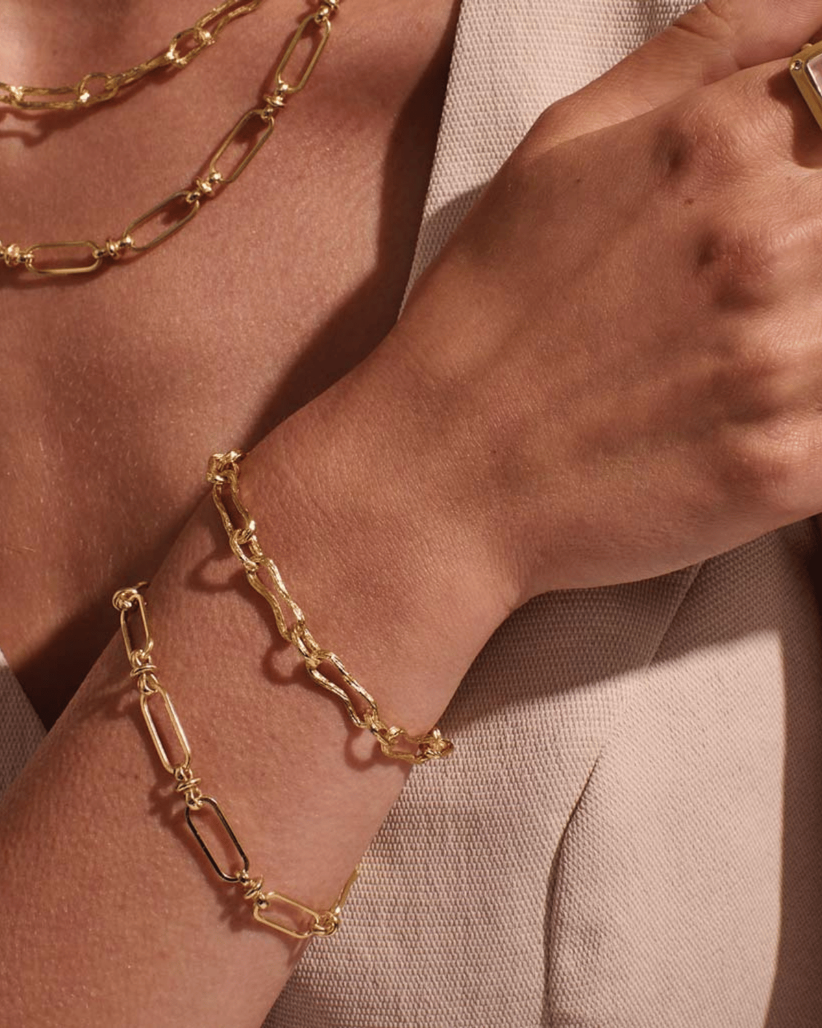 Eterna Gold Bracelet by Murkani