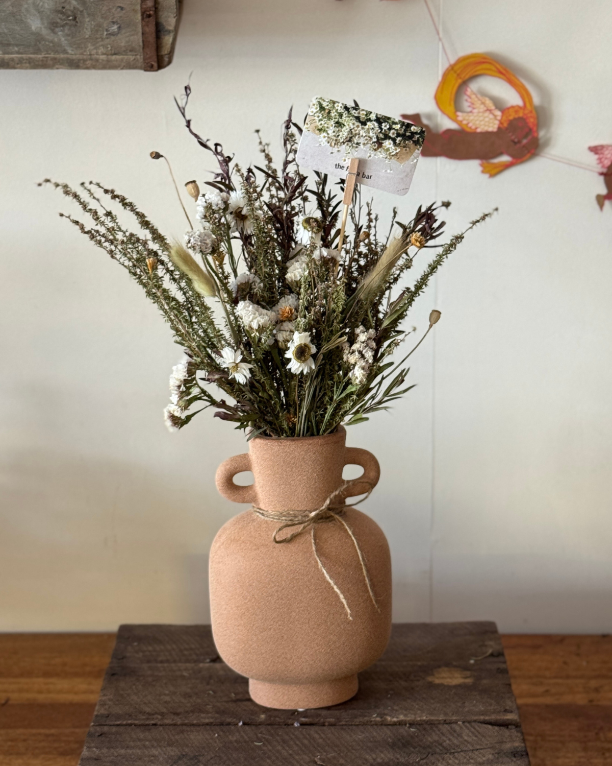 The Flora Bar Everlasting Vase ❘ Tan Wildflowers - Polly & Co