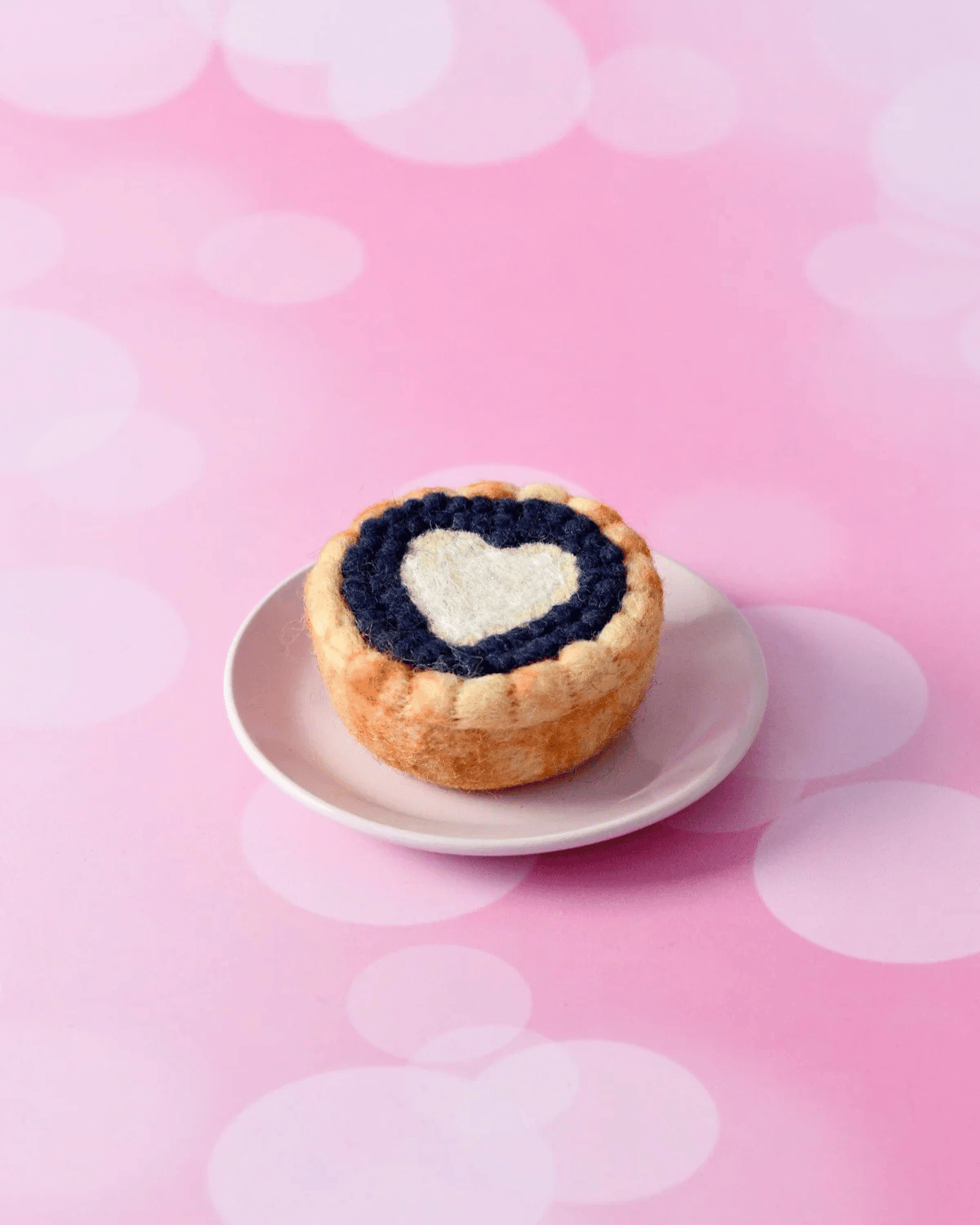 Felt Blueberry Tart by Taras Treasures