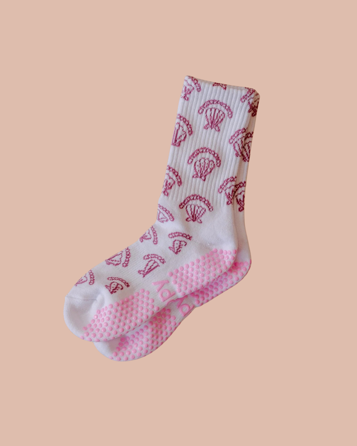 Scalloped Shells (White) Grip Socks - Grippy x Lulu Pawlik Collab