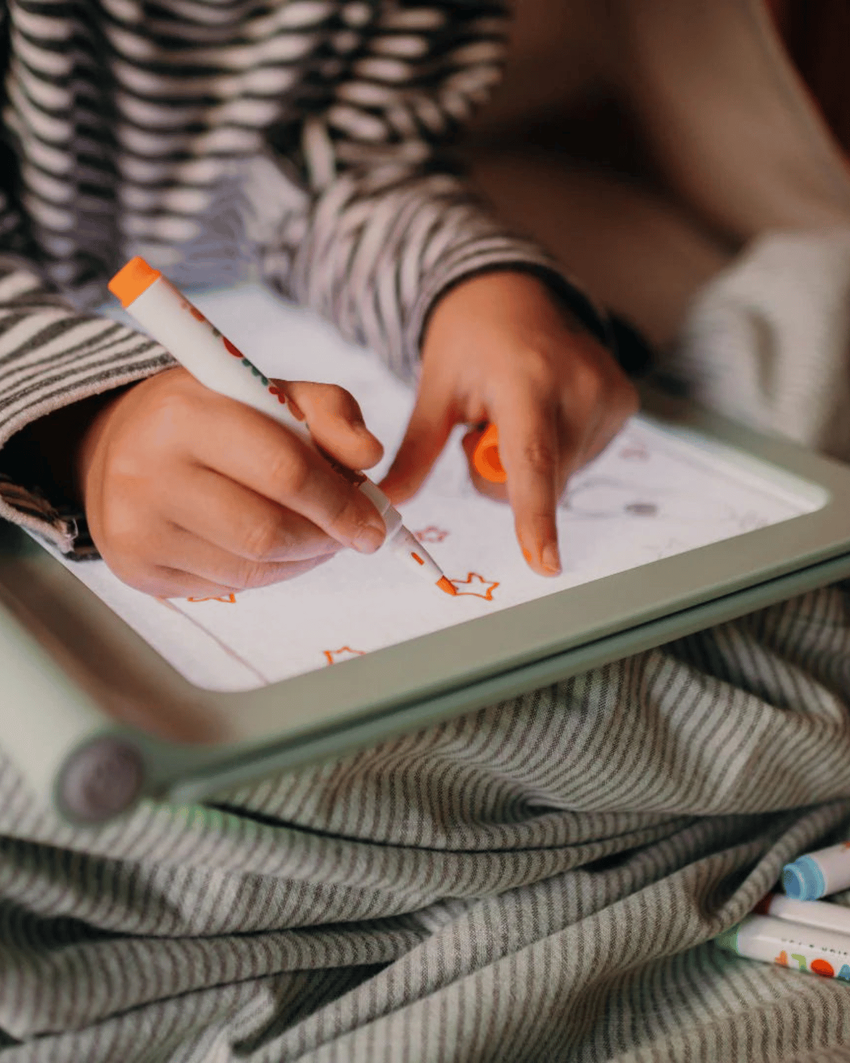 Kidydraw Pro Luminous Drawing Tablet by Kidywolf