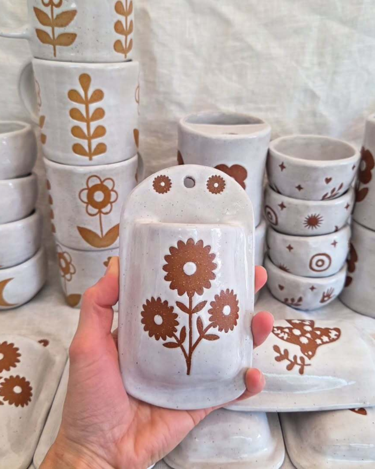 Wall Vase - 3 Flowers