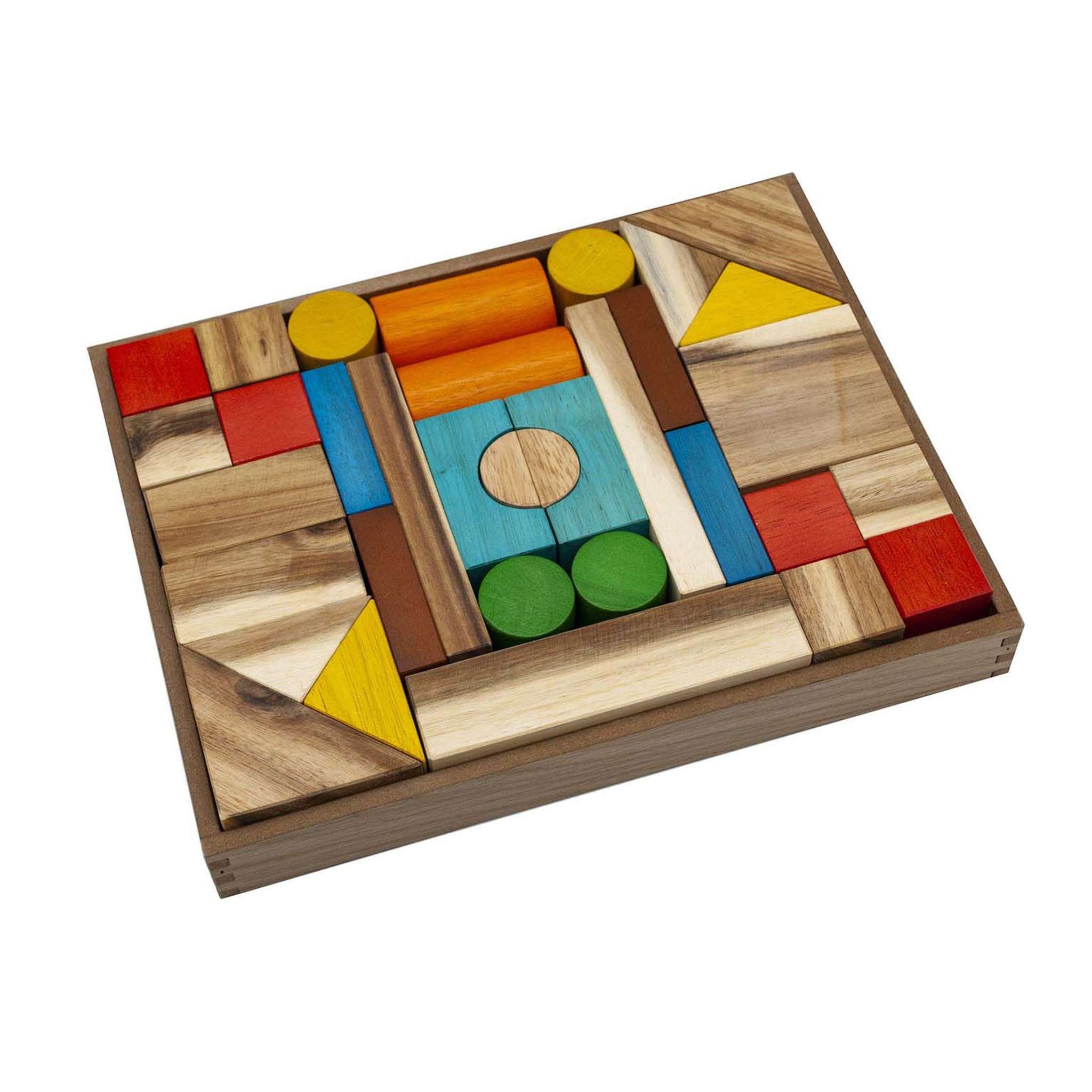 qtoys wooden natural coloured building block set tower in tray