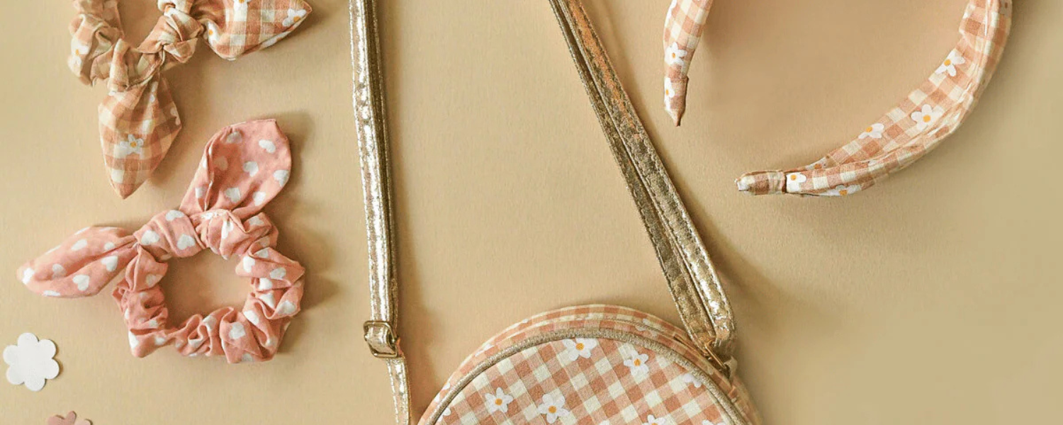 + kids accessories / hats / bags