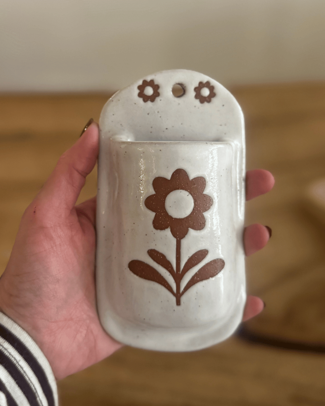 Wall Vase - 3 Flowers