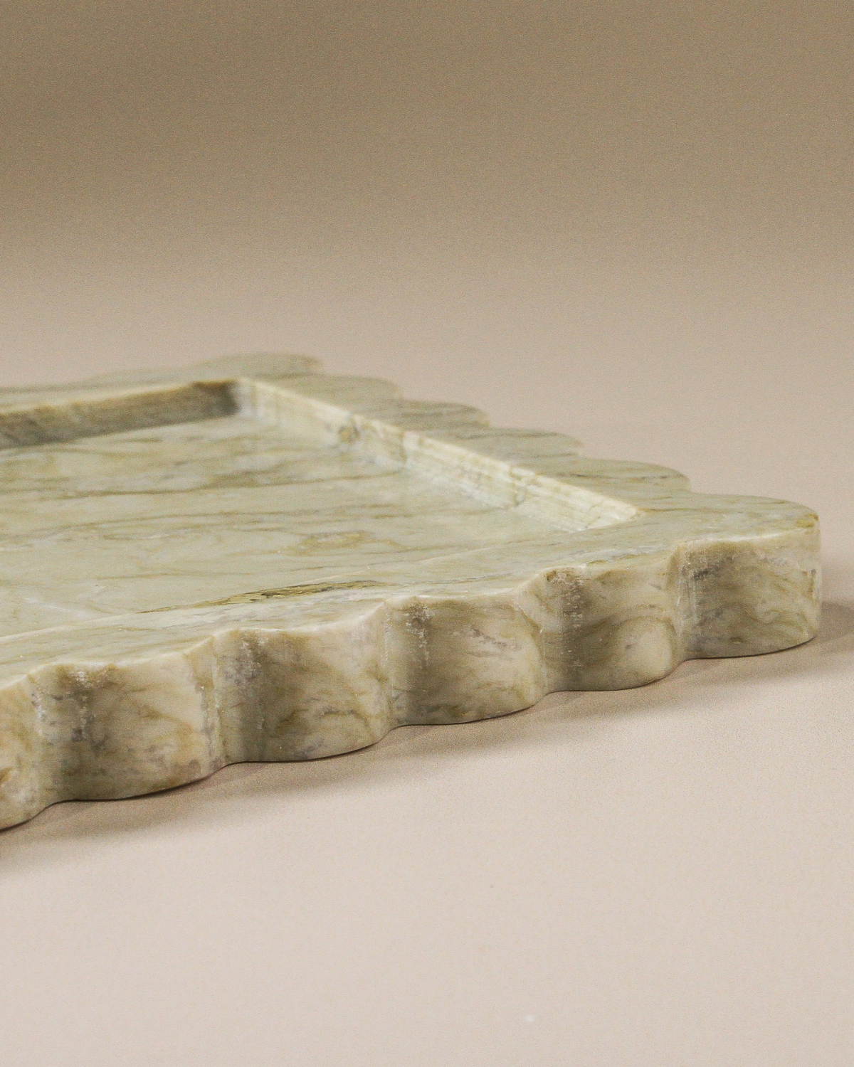 INDIGO LOVE ❘ Arabesque Tray - Mint Marble