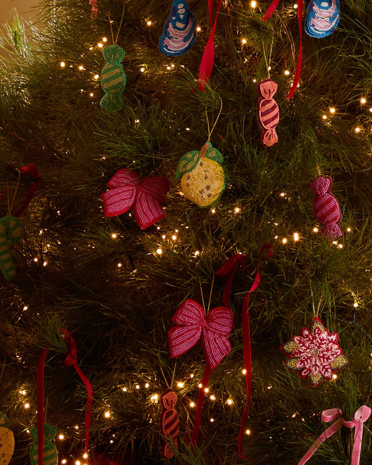 Bonnie &amp; Neil &amp; Bow Pink Beaded Christmas Decoration