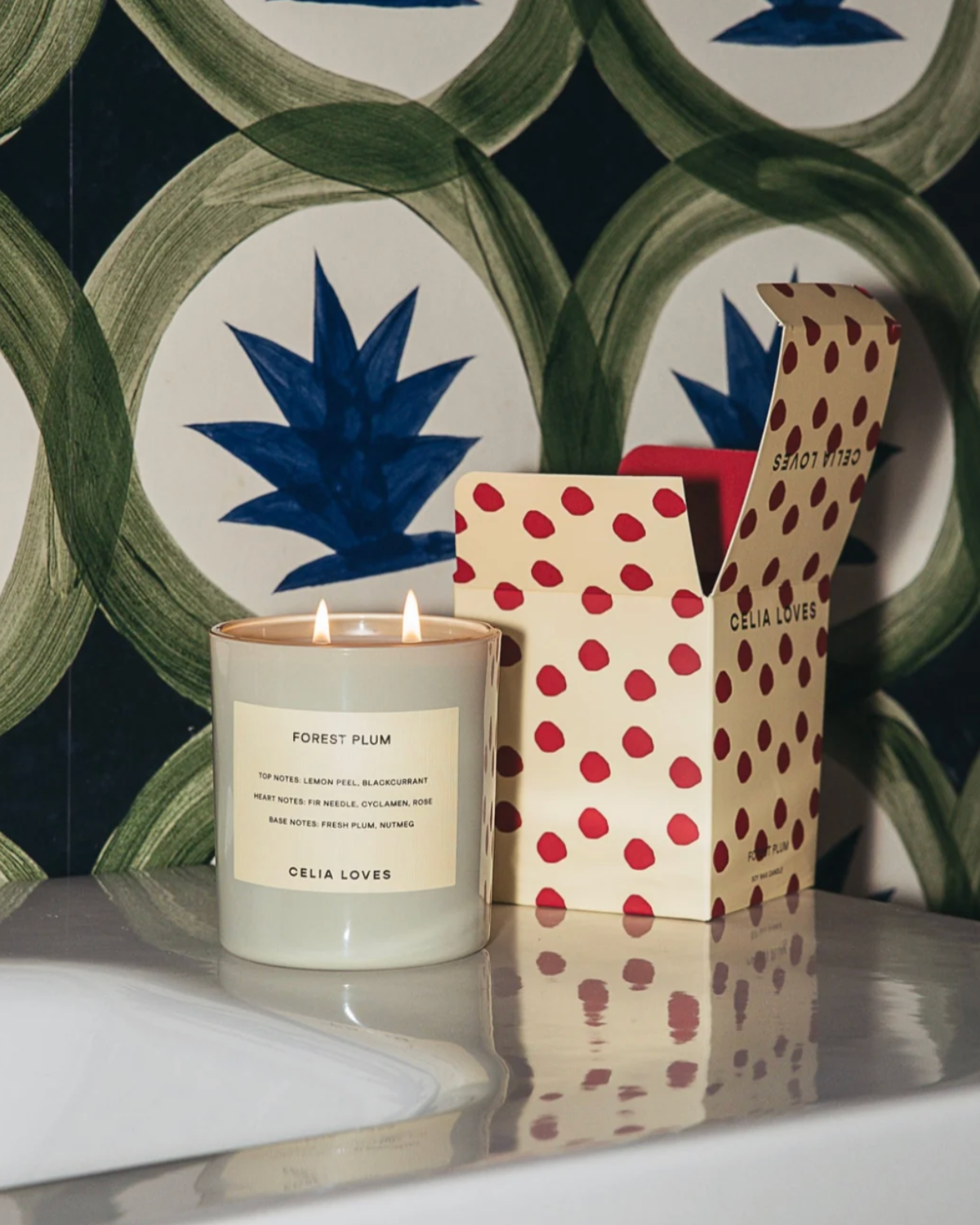 Celia Loves Forest Plum Candle (395gms - 80 hours)
