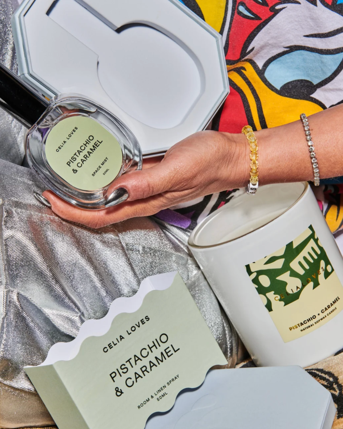 CELIA LOVES ❘ Forest Plum Candle (395gms - 80 hours) 