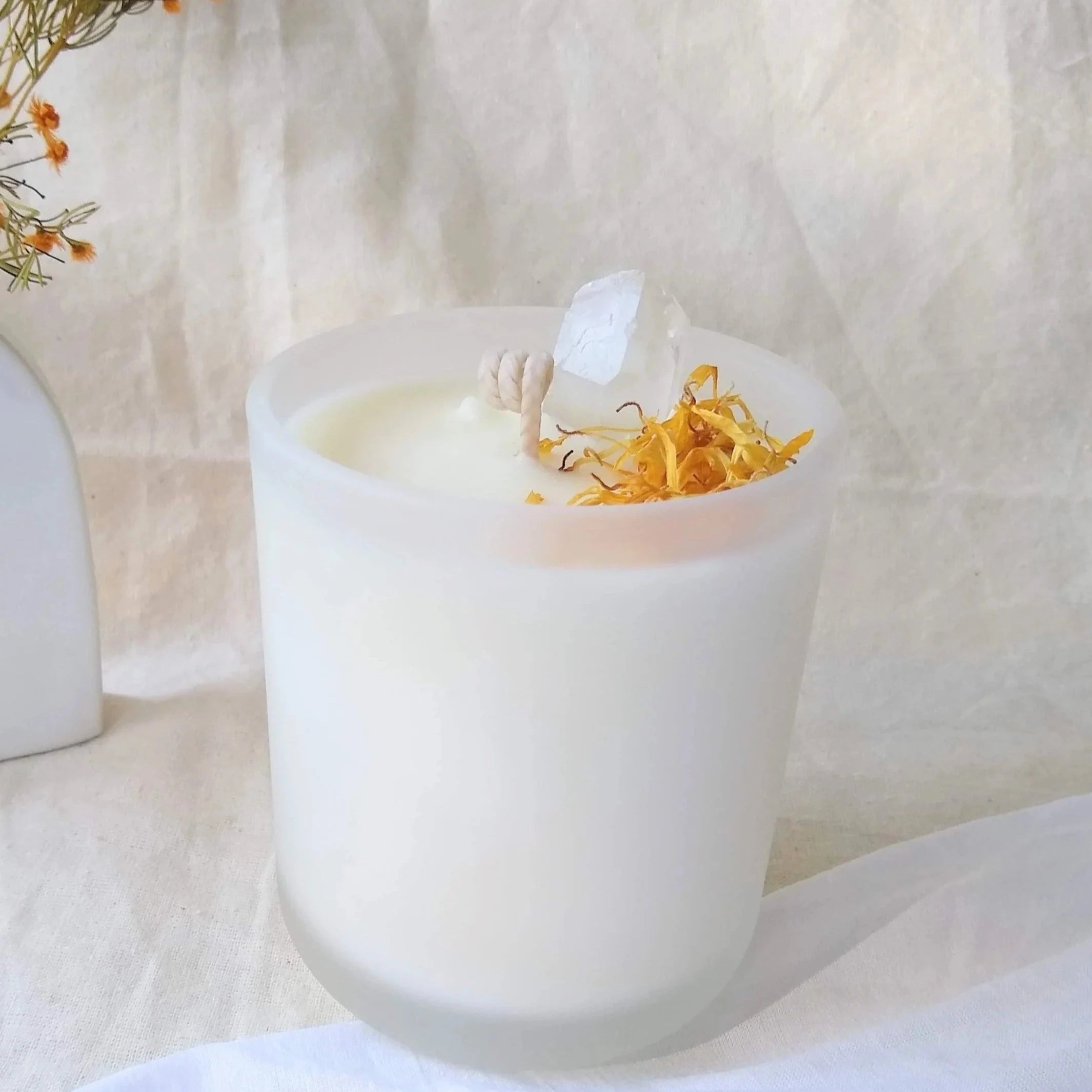 Crystal Candle - Sea Salt Caramel with Clear Quartz (Inspiration + Positivity)