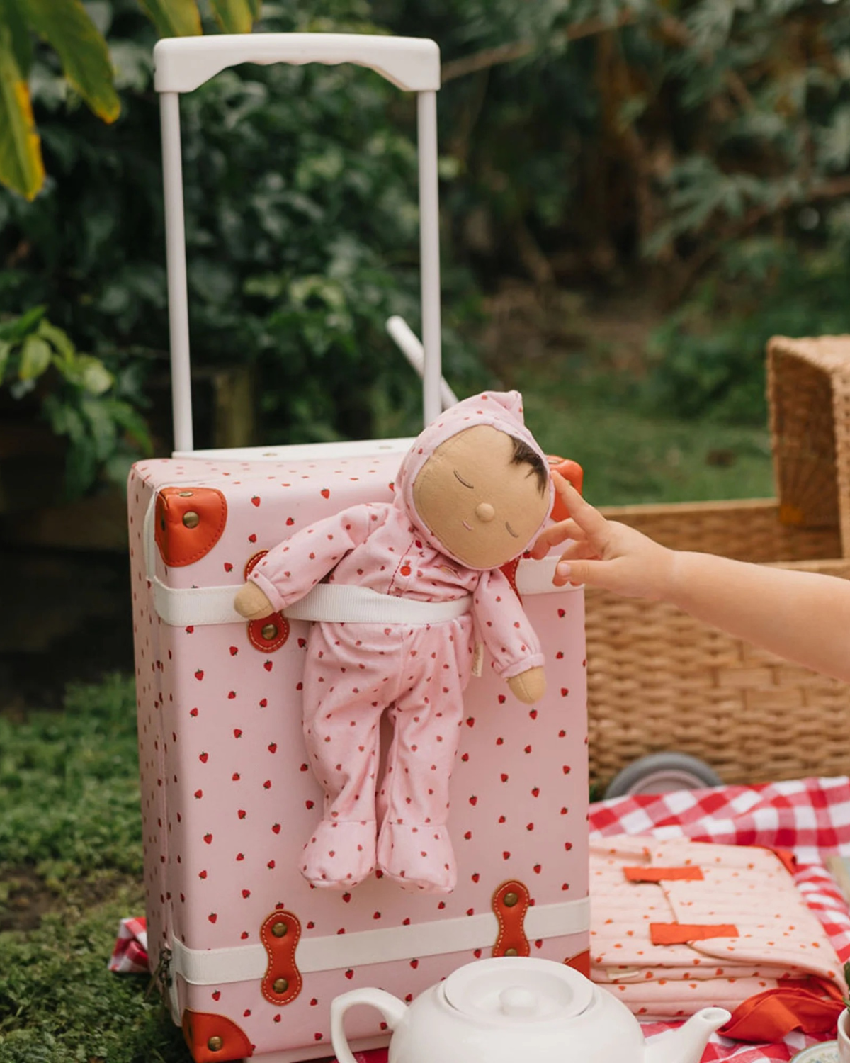 Dozy Dinkum Pip Strawberry by Olli Ella