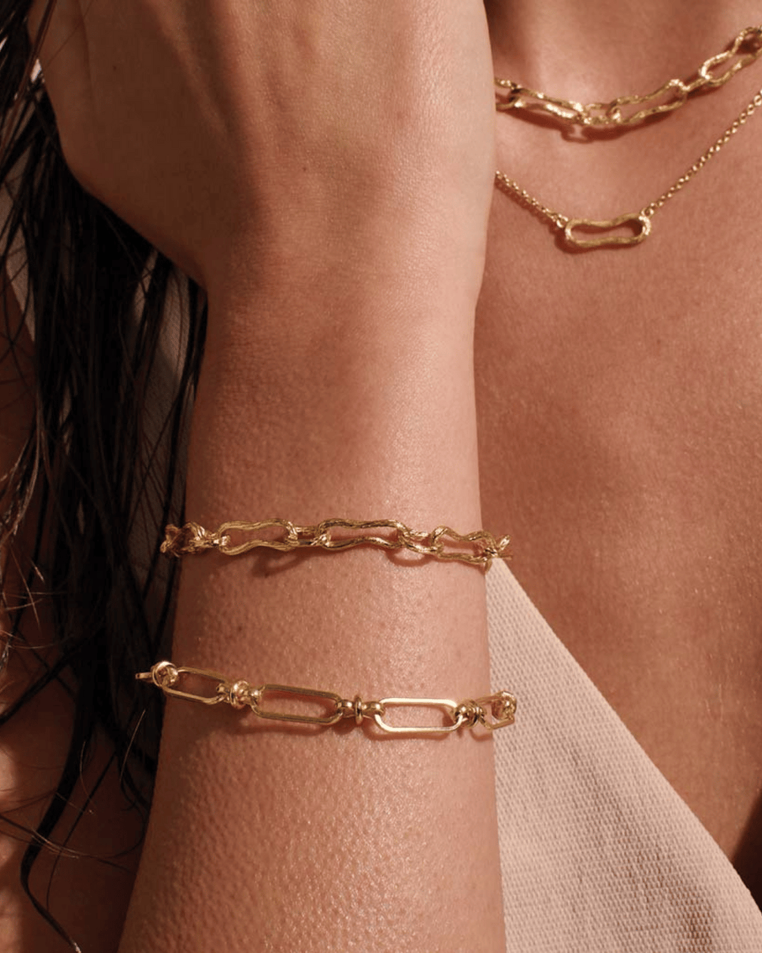 Eterna Gold Bracelet by Murkani