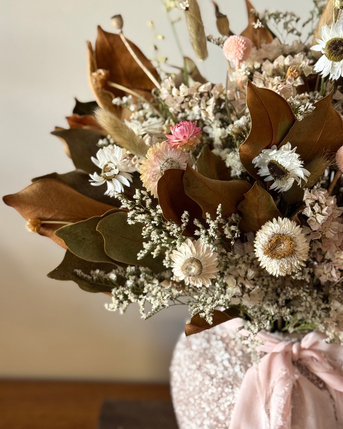 The Flora Bar Everlasting Vase ❘ Vintage Stone - Polly &amp; co Muswellbrook