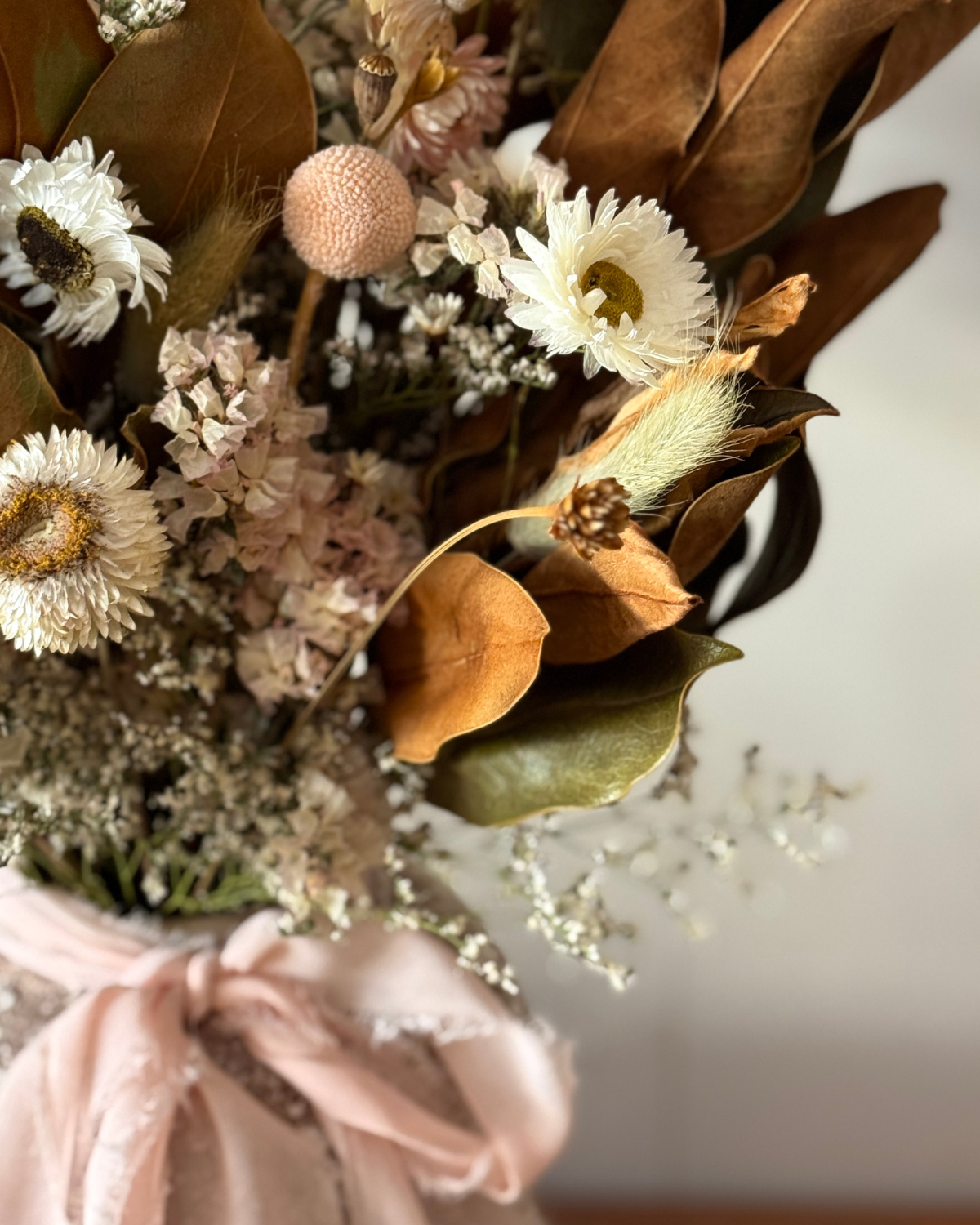 The Flora Bar Everlasting Vase ❘ Vintage Stone - Polly &amp; co Muswellbrook