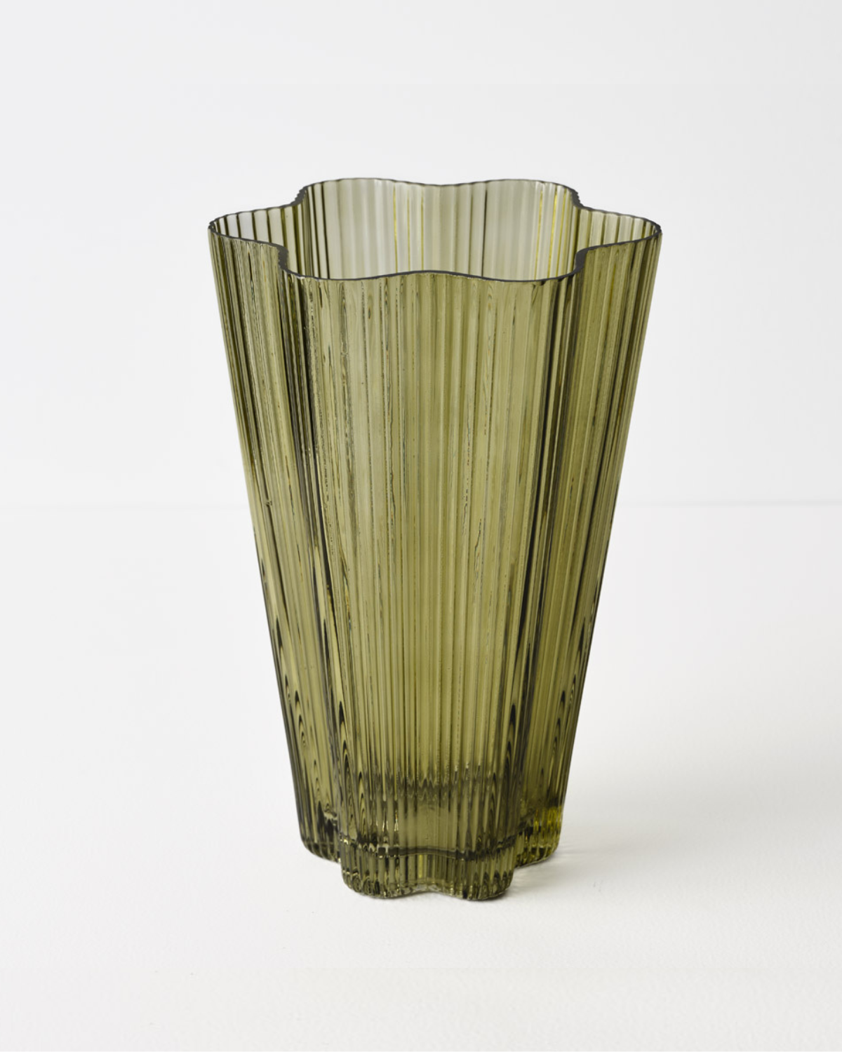 Green Vase Ripple Ruffle