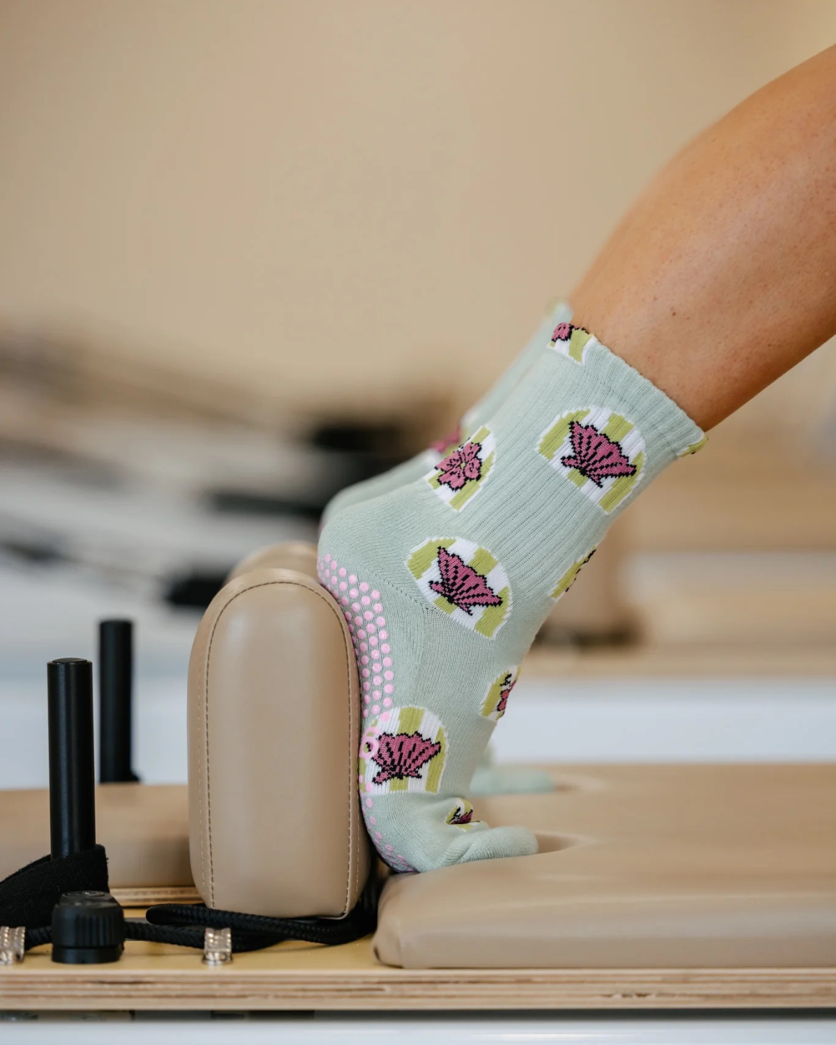 Seaside Escape Pilates Grip Socks (Sage) - Grippy x Lulu Pawlik Collab 