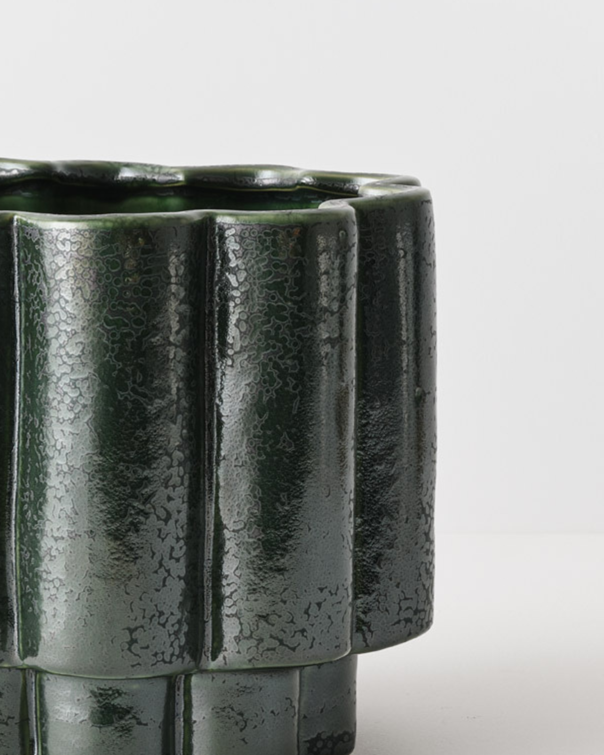Gustel Pot - Pine by Floral Interiors 