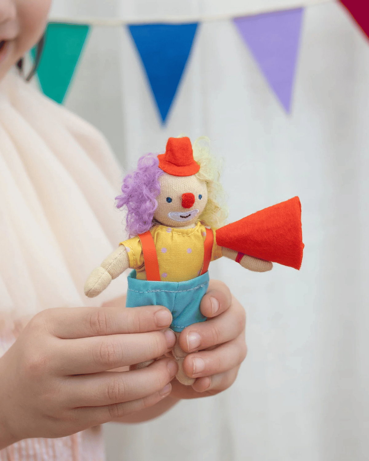 Olli Ella Holdie Circus Folk - Confetti the Clown
