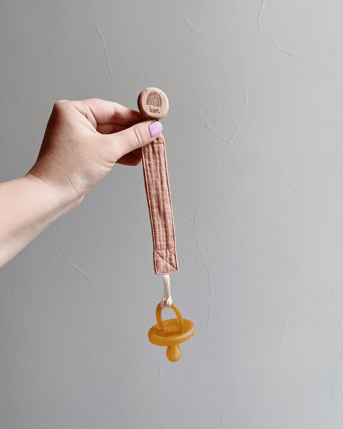 Cotton Dummy Clip in Blush by Kiin Baby ✨