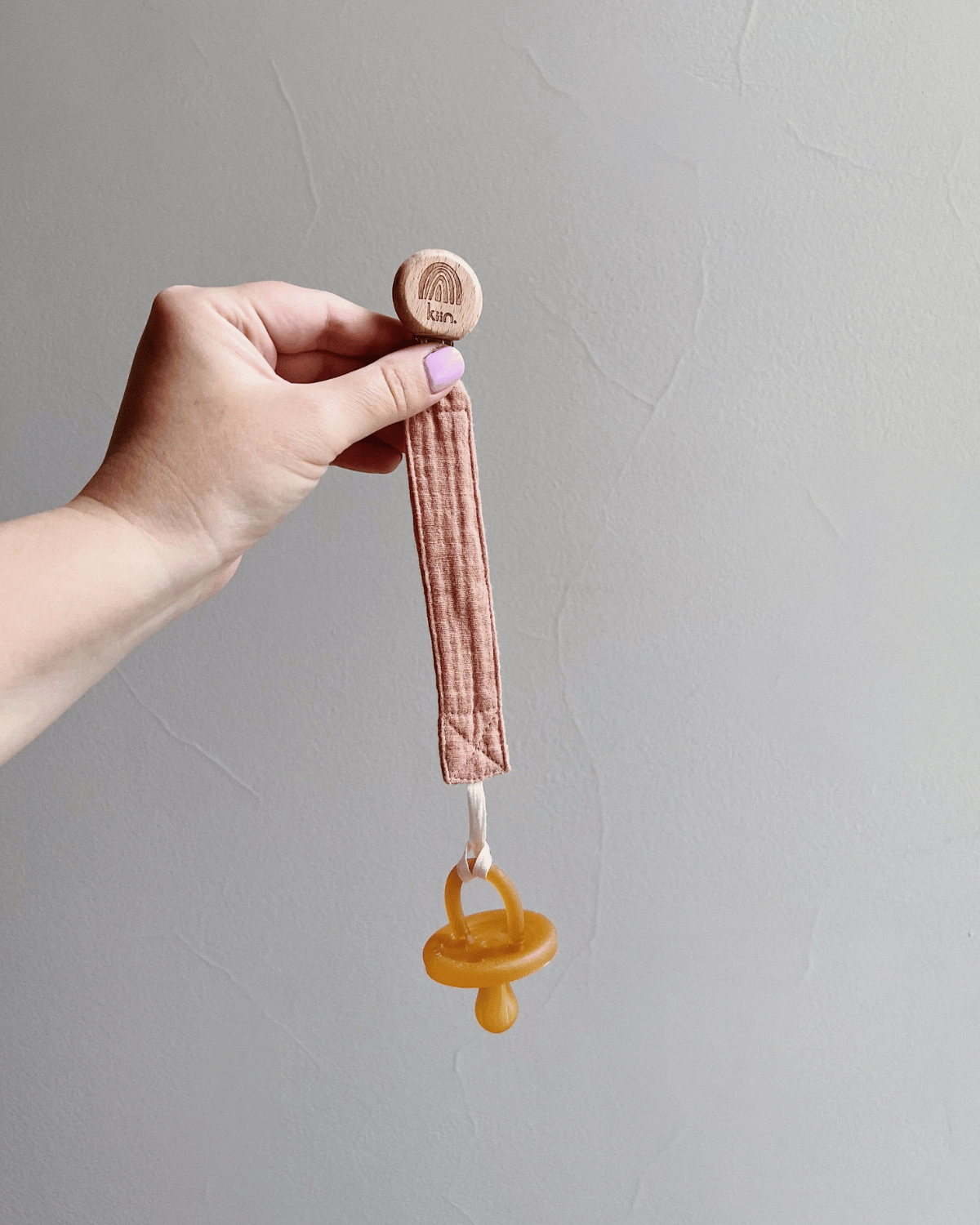 Cotton Dummy Clip in Blush by Kiin Baby ✨