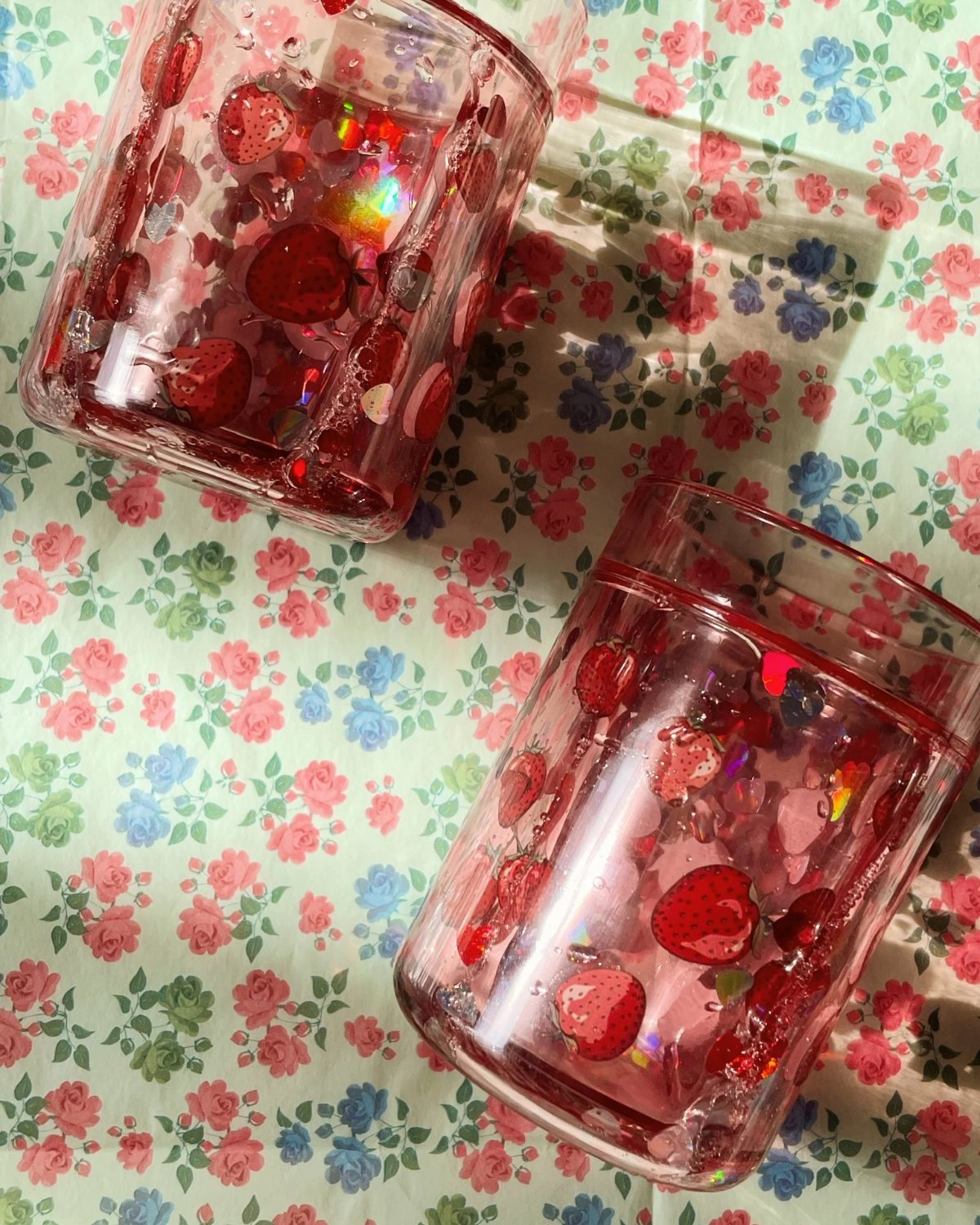 2 Pack Glitter Cups - Fragola Strawberry by Konges Sløjd 