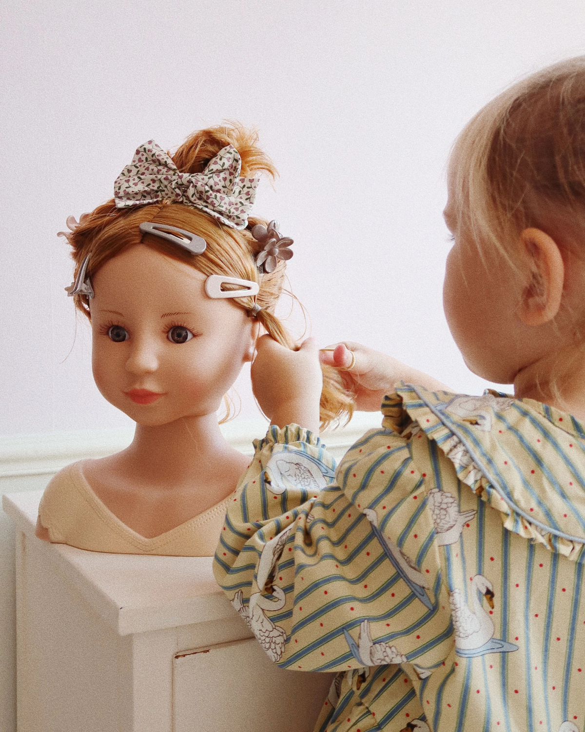 Doll Hair Salon by Konges Sløjd