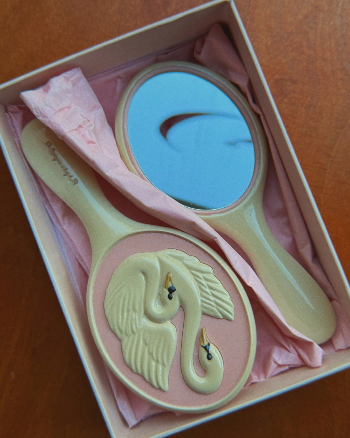 Swan Beauty Set by Konges Sløjd 