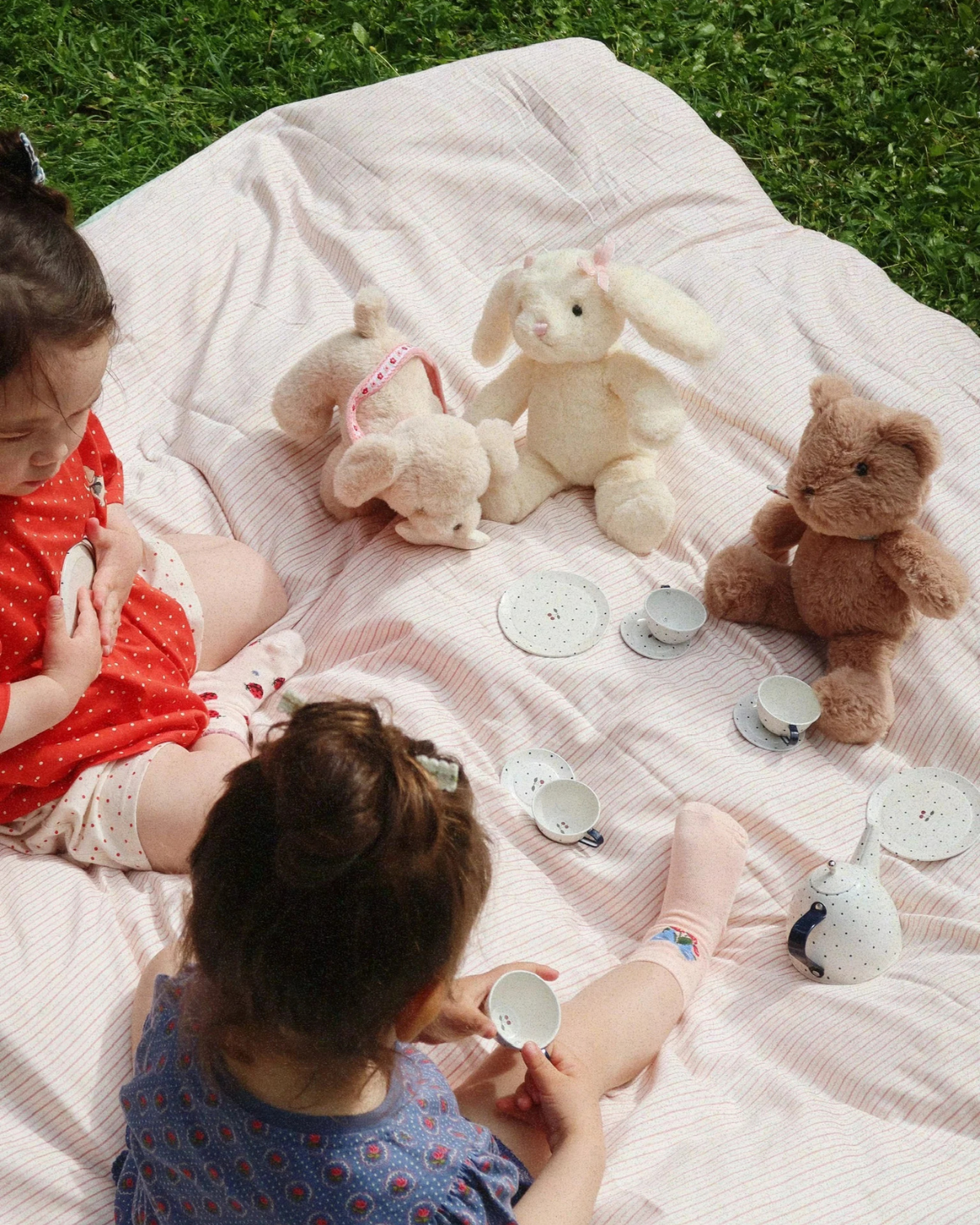 Tea Party - Blue Dot by Konges Sløjd 