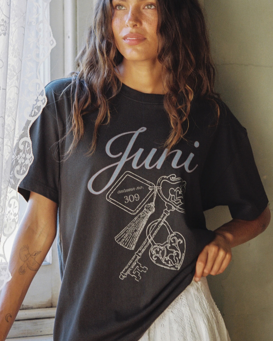 Lock Tee - Washed Black by Juni