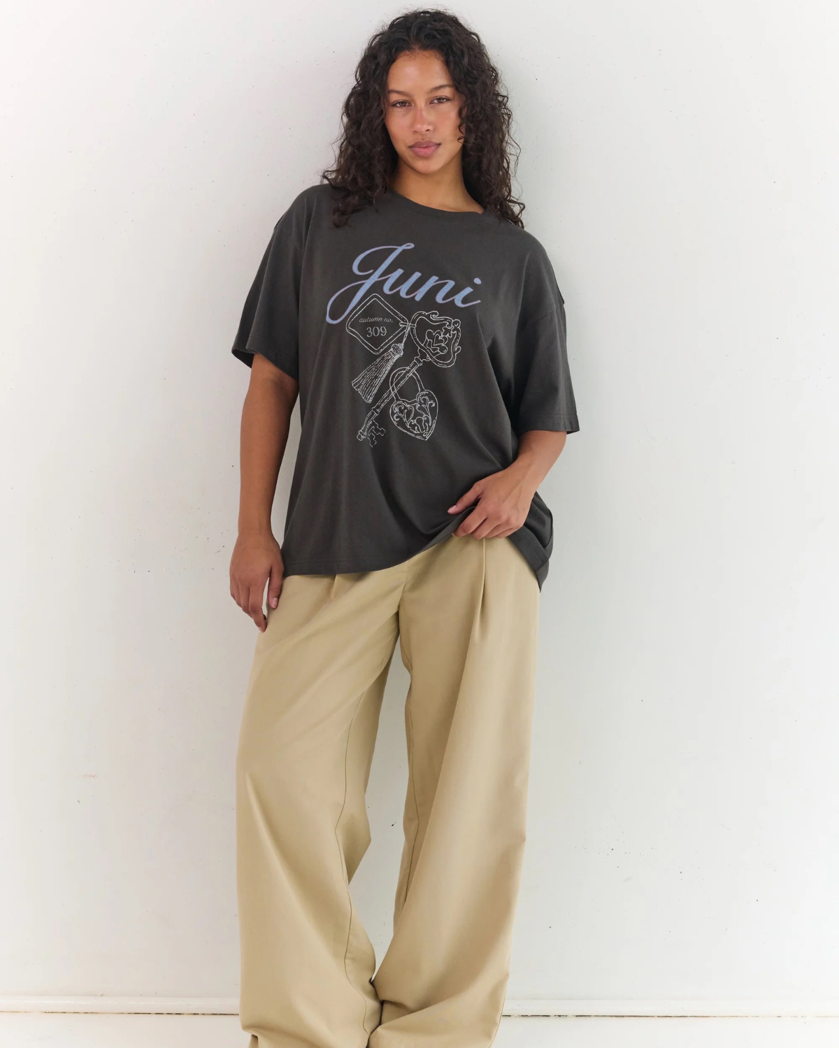 Lock Tee - Washed Black by Juni