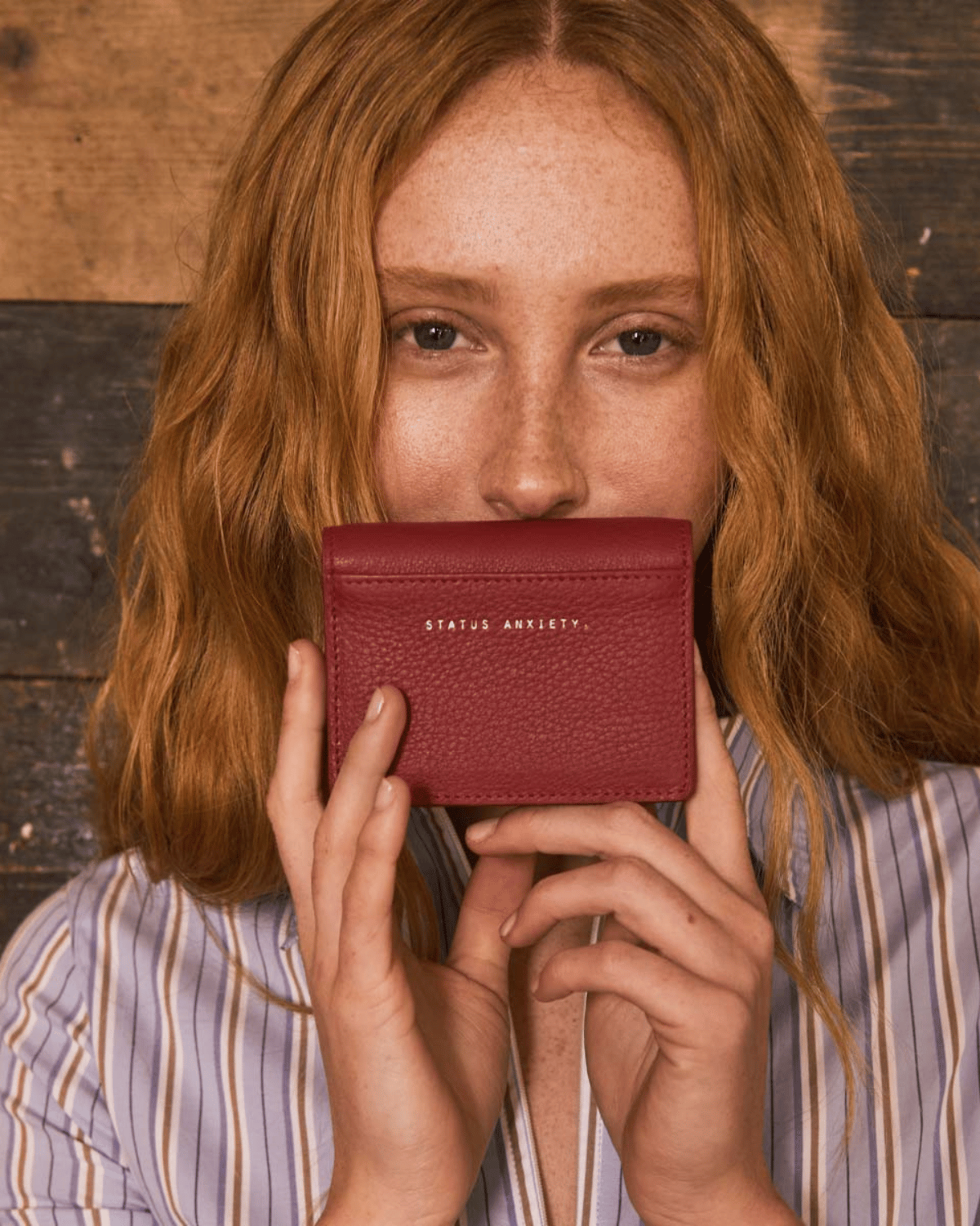Status Anxiety Lumen Wallet - Rouge 