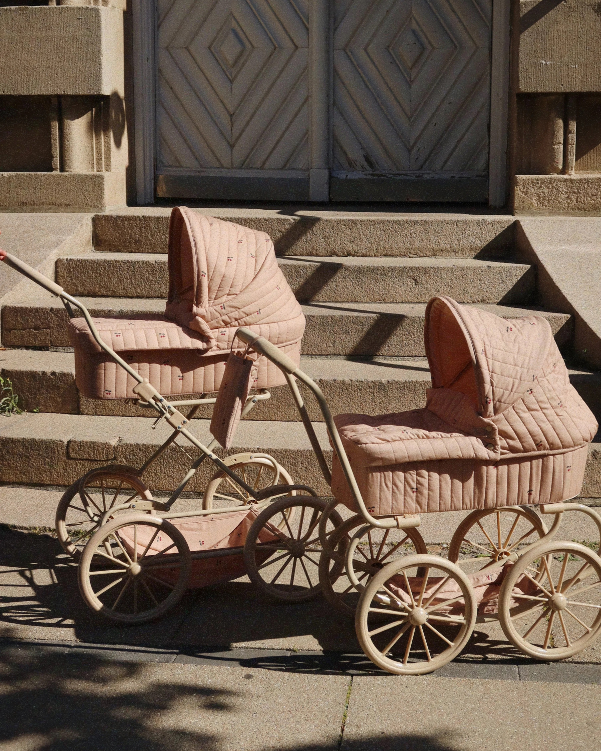 Minnie Doll Pram - Cherry Blush by Konges Sløjd