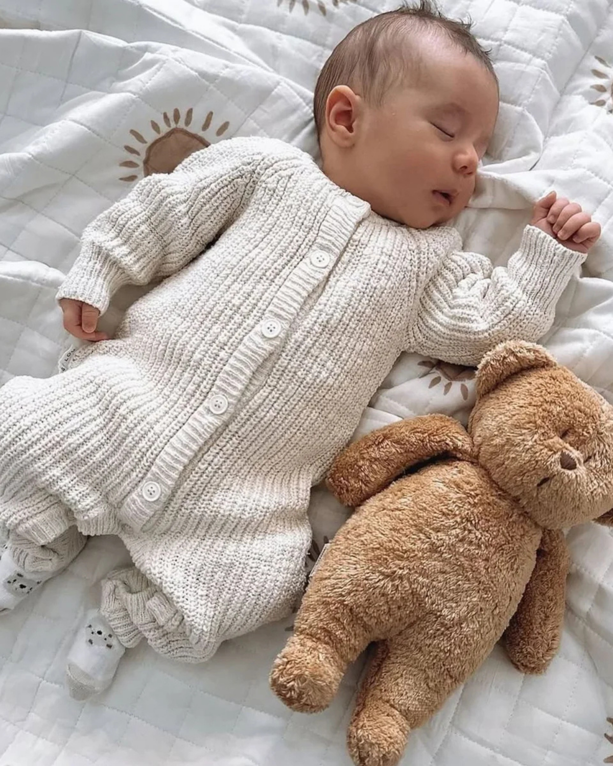 MOONIE ❘ Organic Humming Bear - Cappuccino
