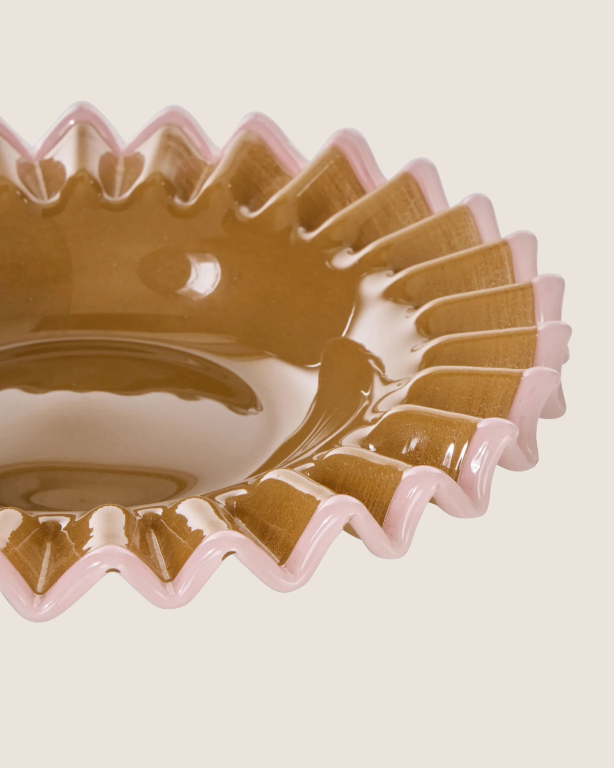 Sigrid Frill Dish - Mustard &amp; Pink 