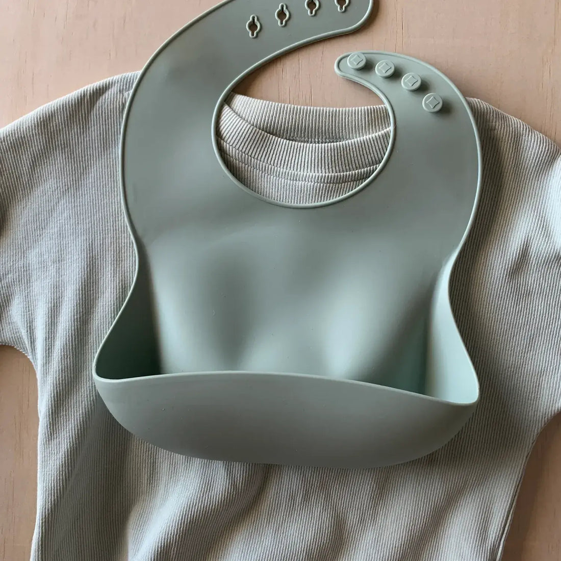 Silicone Bib - Sea Mist by Rommer Co