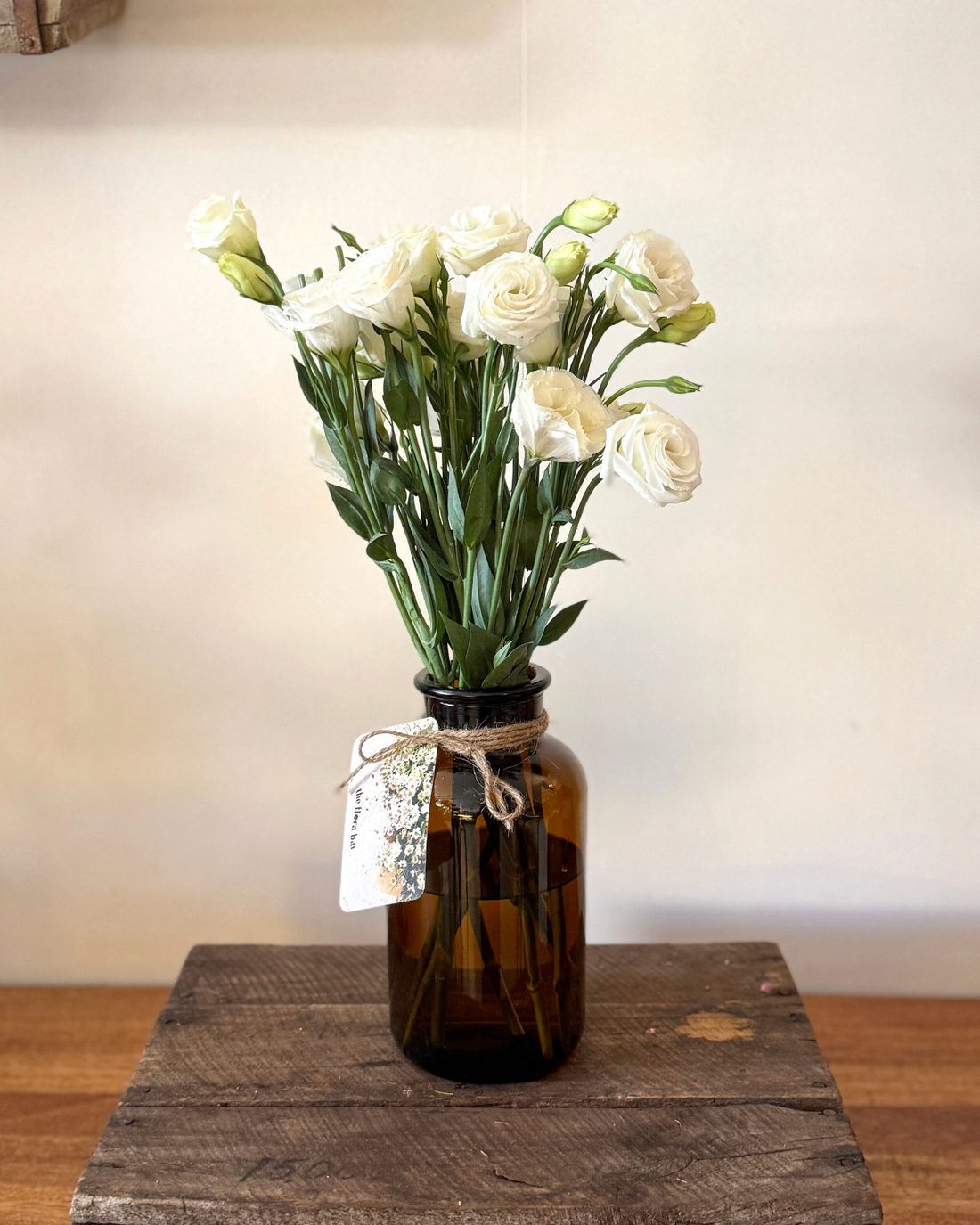 Muswellbrook Florist - The Flora Bar Jars - Lisianthus