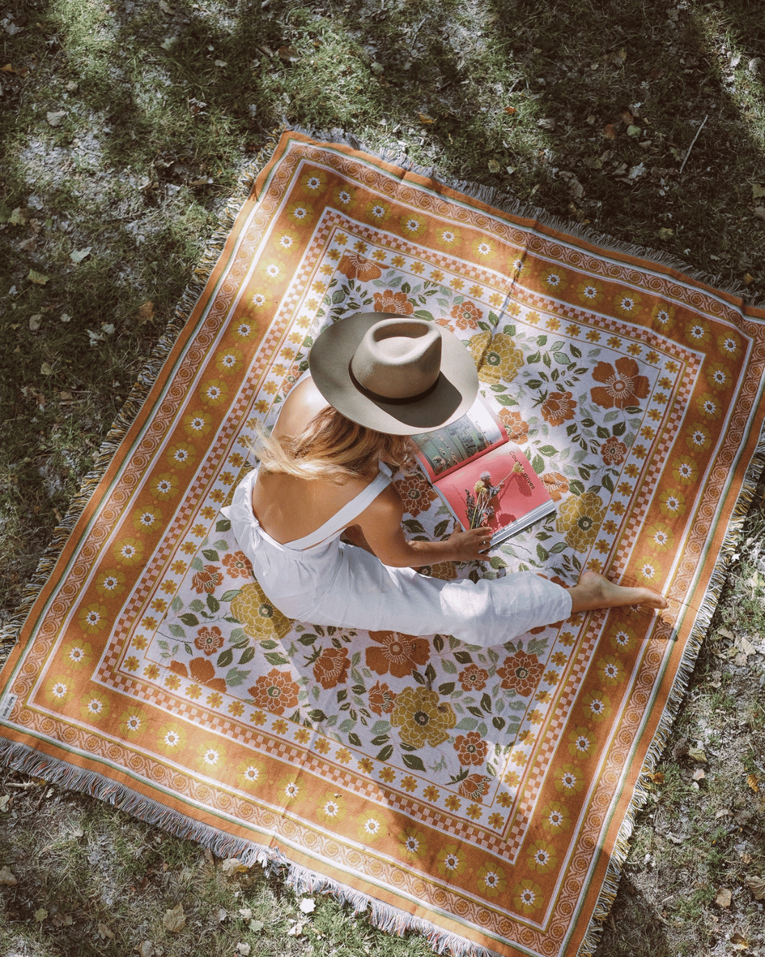 The Golden Rug by Salty Aura