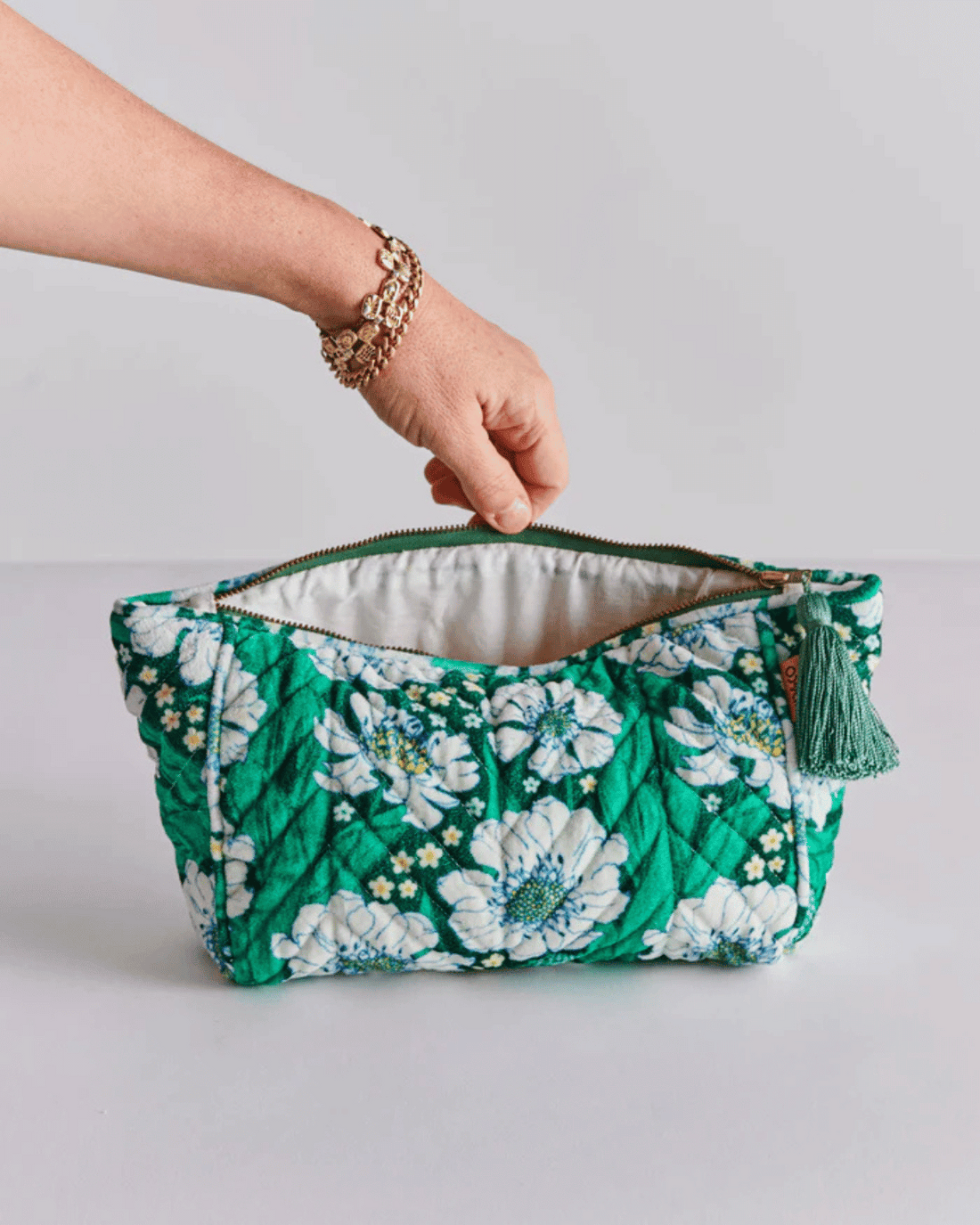 Tumbling Flowers Green Velvet Toiletry Bag by Kip &amp; Co 💚
