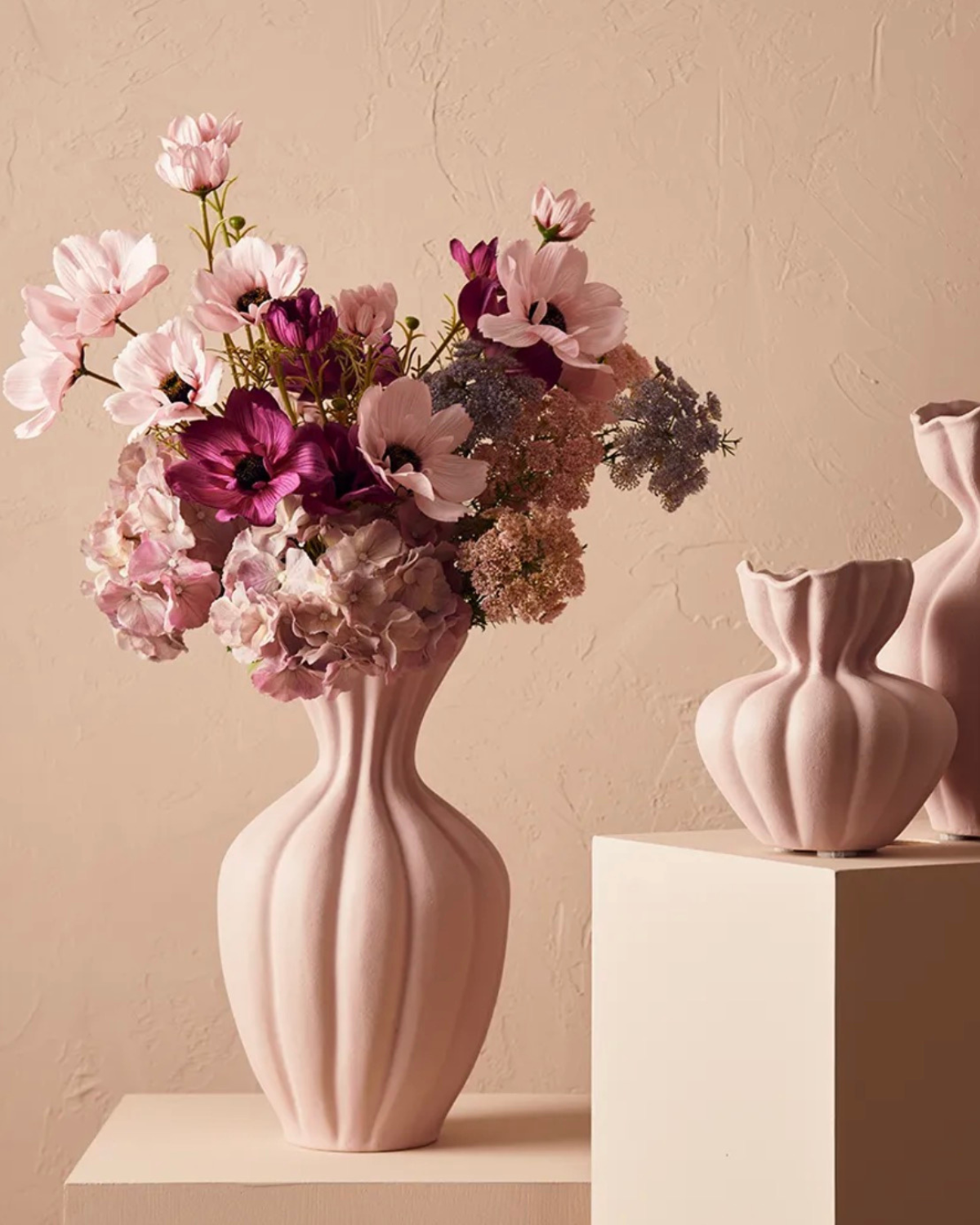Vase Basma - Light Pink by Floral Interiors 