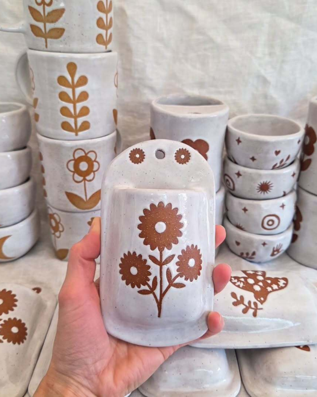 Wall Vase - 3 Flowers