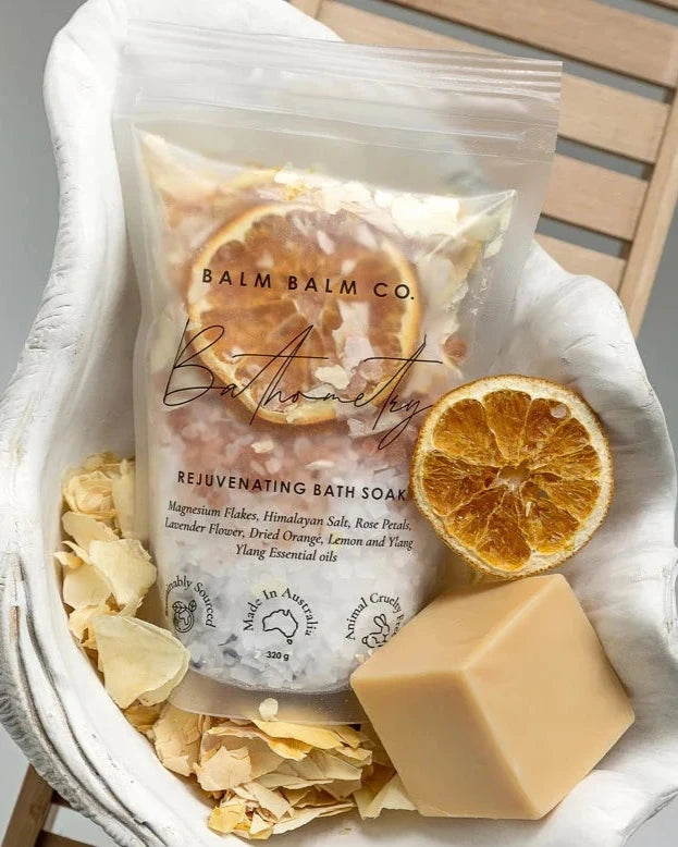 Rejuvenating Bath Soak by Balm Balm Co - Creamy White