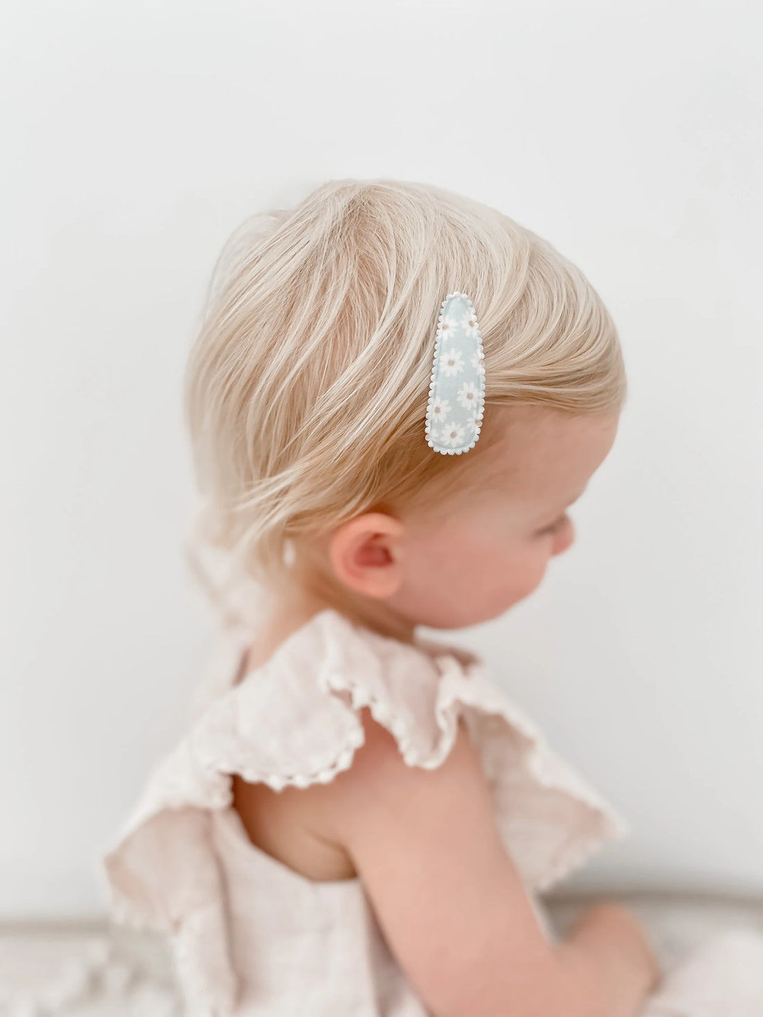 pretty blue floral daisy fabric hair clips by dainty dulcie