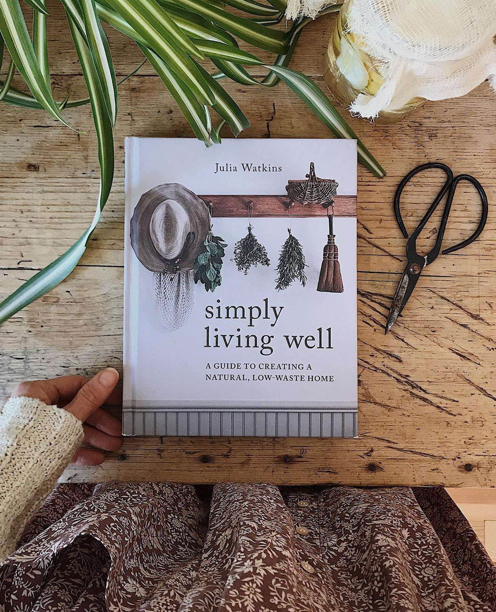 Simply Living Well - Polly &amp; Co