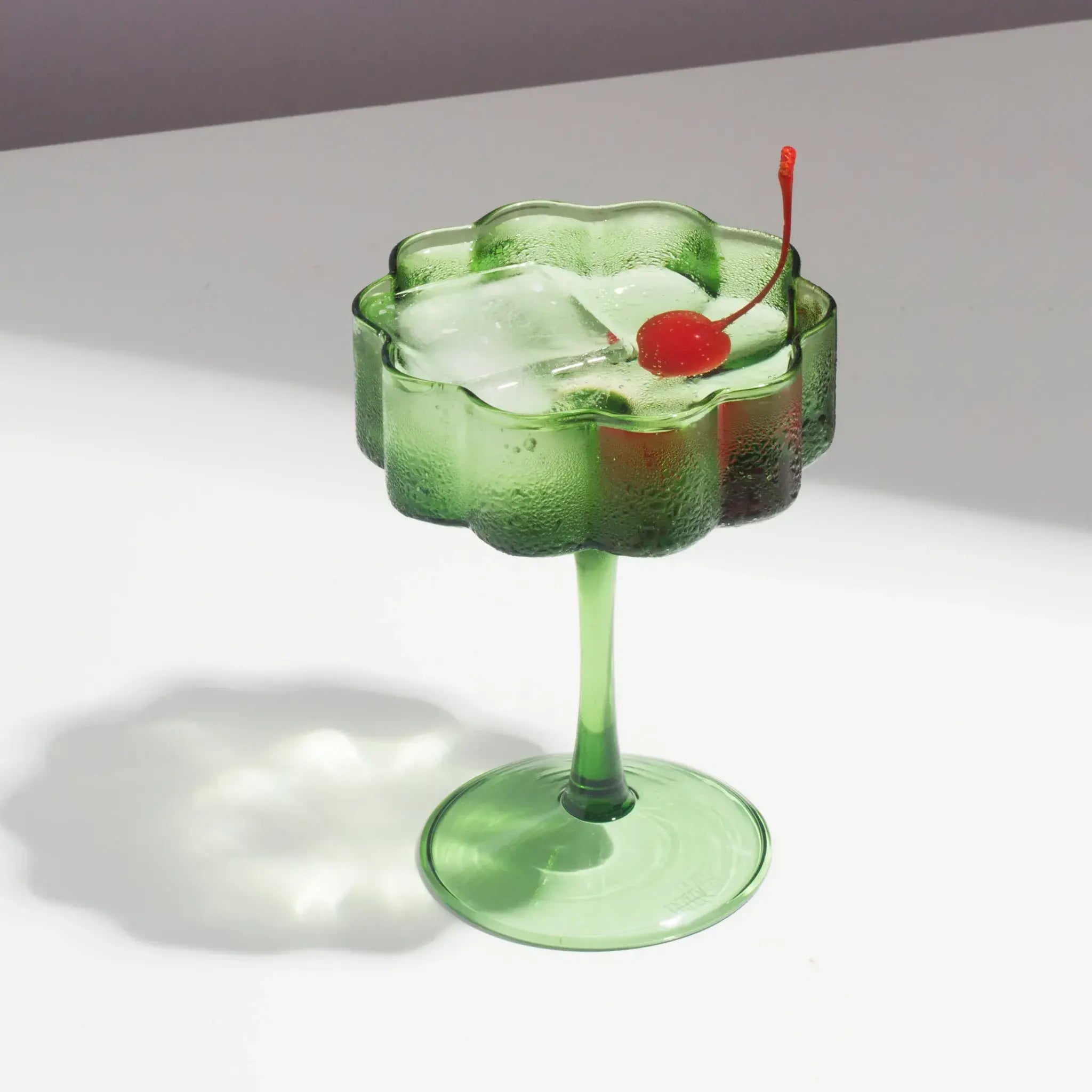 Fazeek Wave Coupe Cocktail Glasses Set in Green